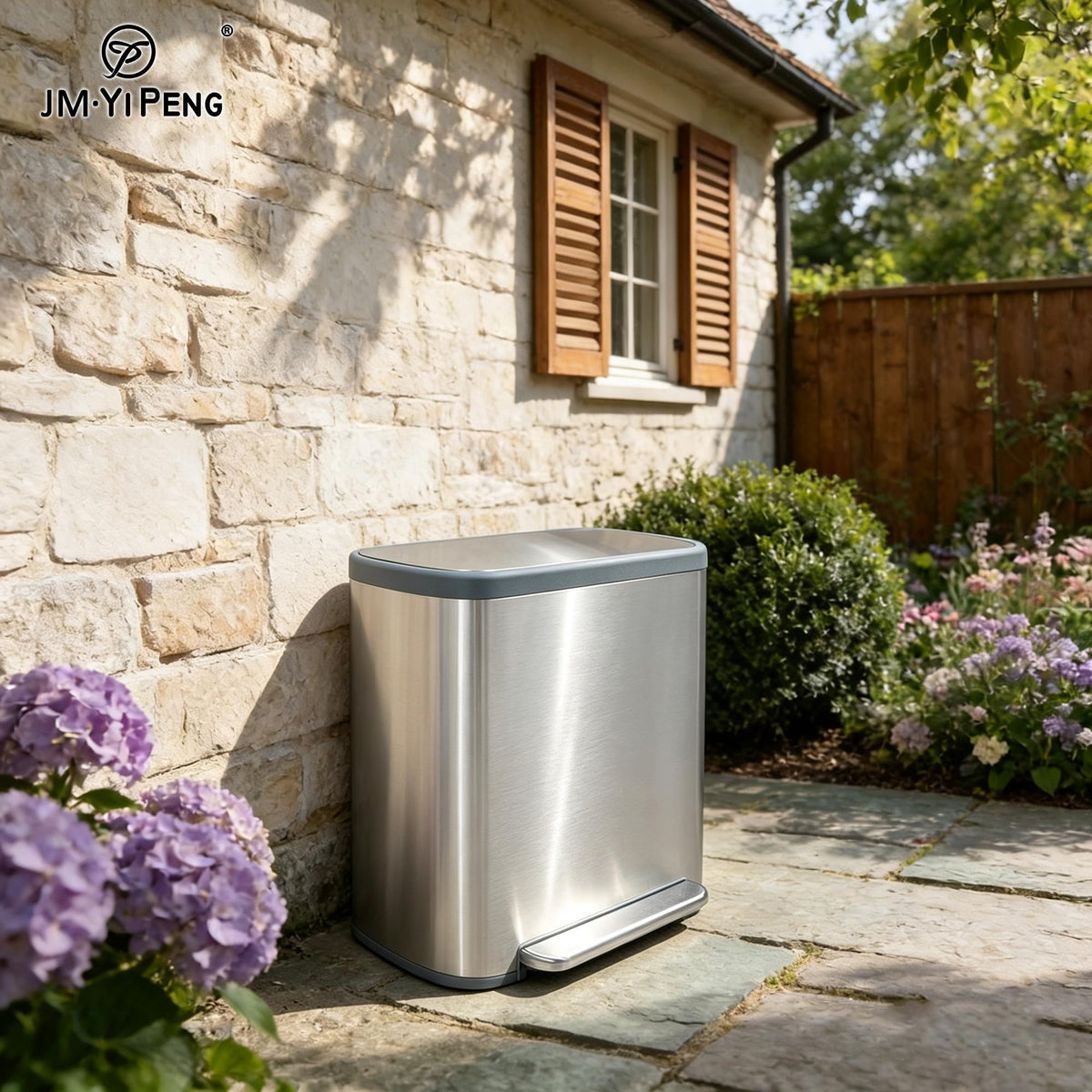 Kitchen Trash Can