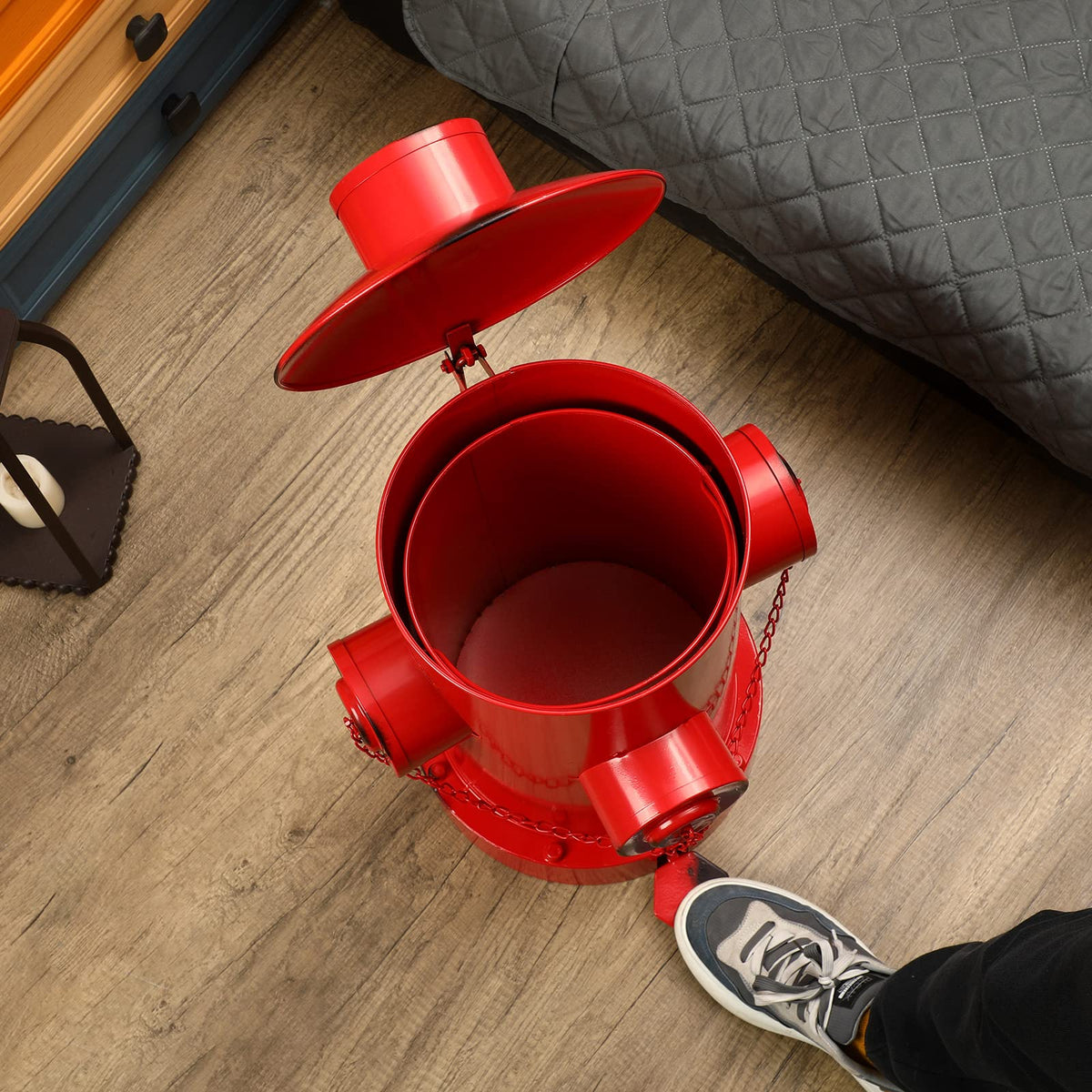 Fire Hydrant Trash Can Retro Creative Garbage Can with Inner Bucket Large Capacity Wrought Iron Pedal Trash Can Indoor Outdoor Waste Bins for Park Garden Kitchen Garbage