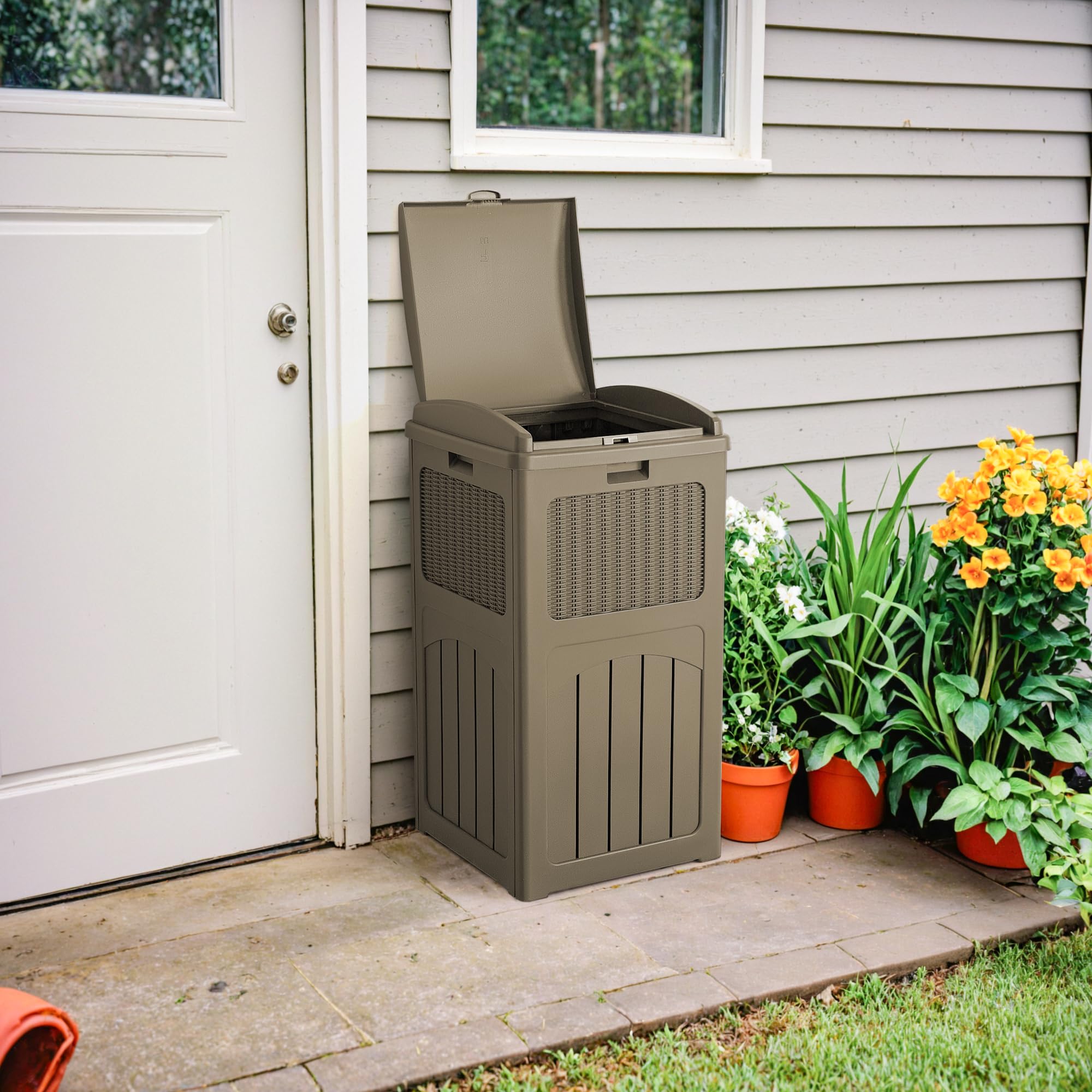 33 Gallon Outdoor Trash Can