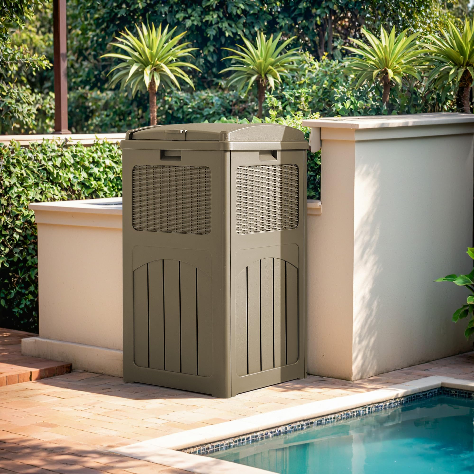 33 Gallon Outdoor Trash Can