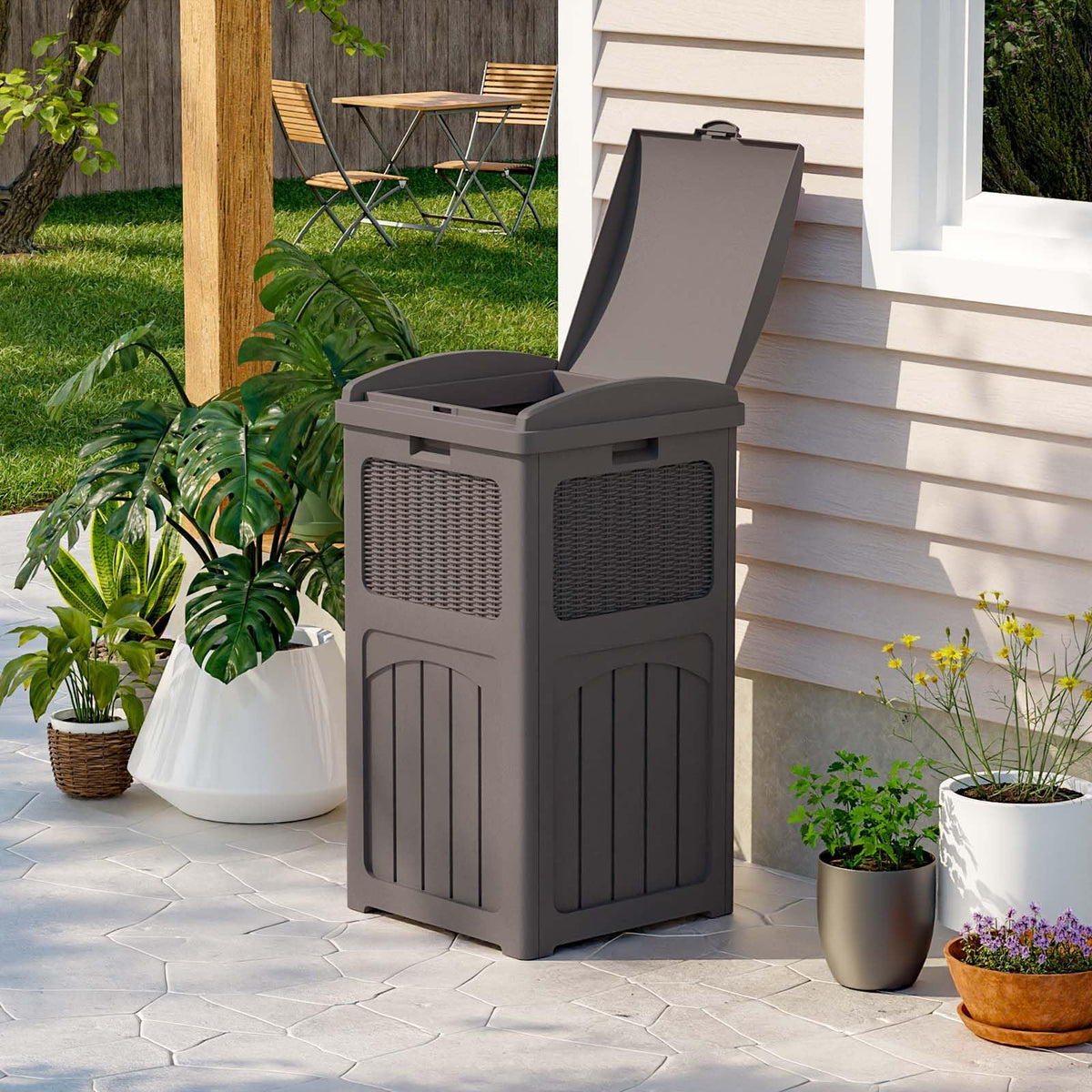 36 Gallon Outdoor Trash Can