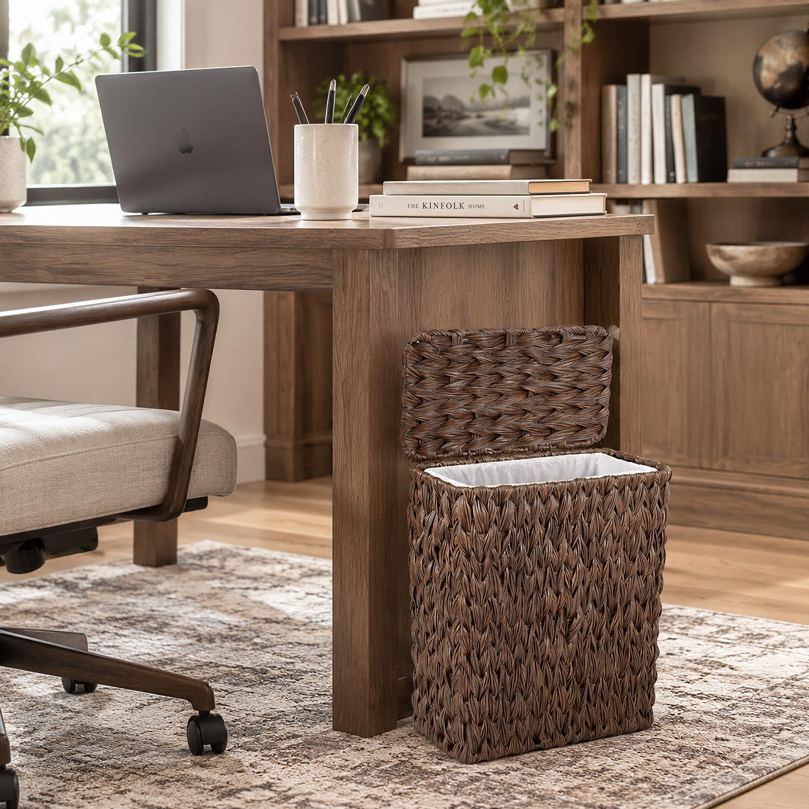 Brown Wicker Trash Can with Lid and Liner