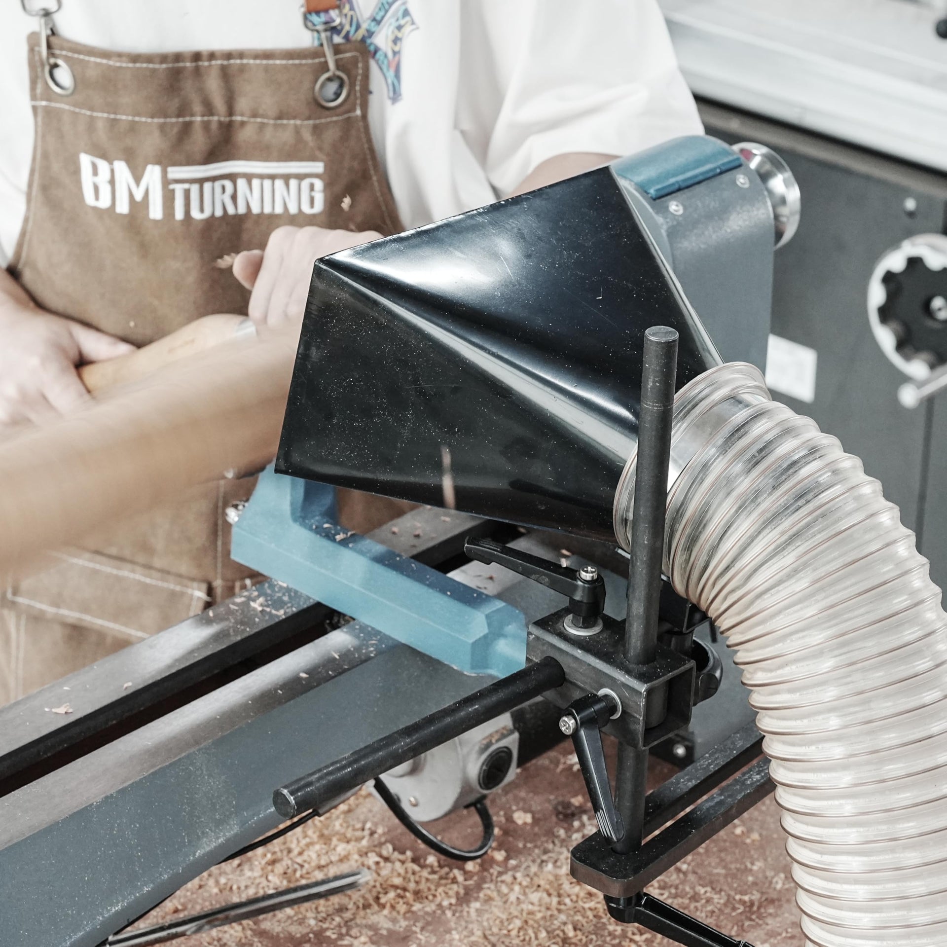 Woodturning Dust Hood Installed on Woodlathe for Effective Dust Extraction Collection