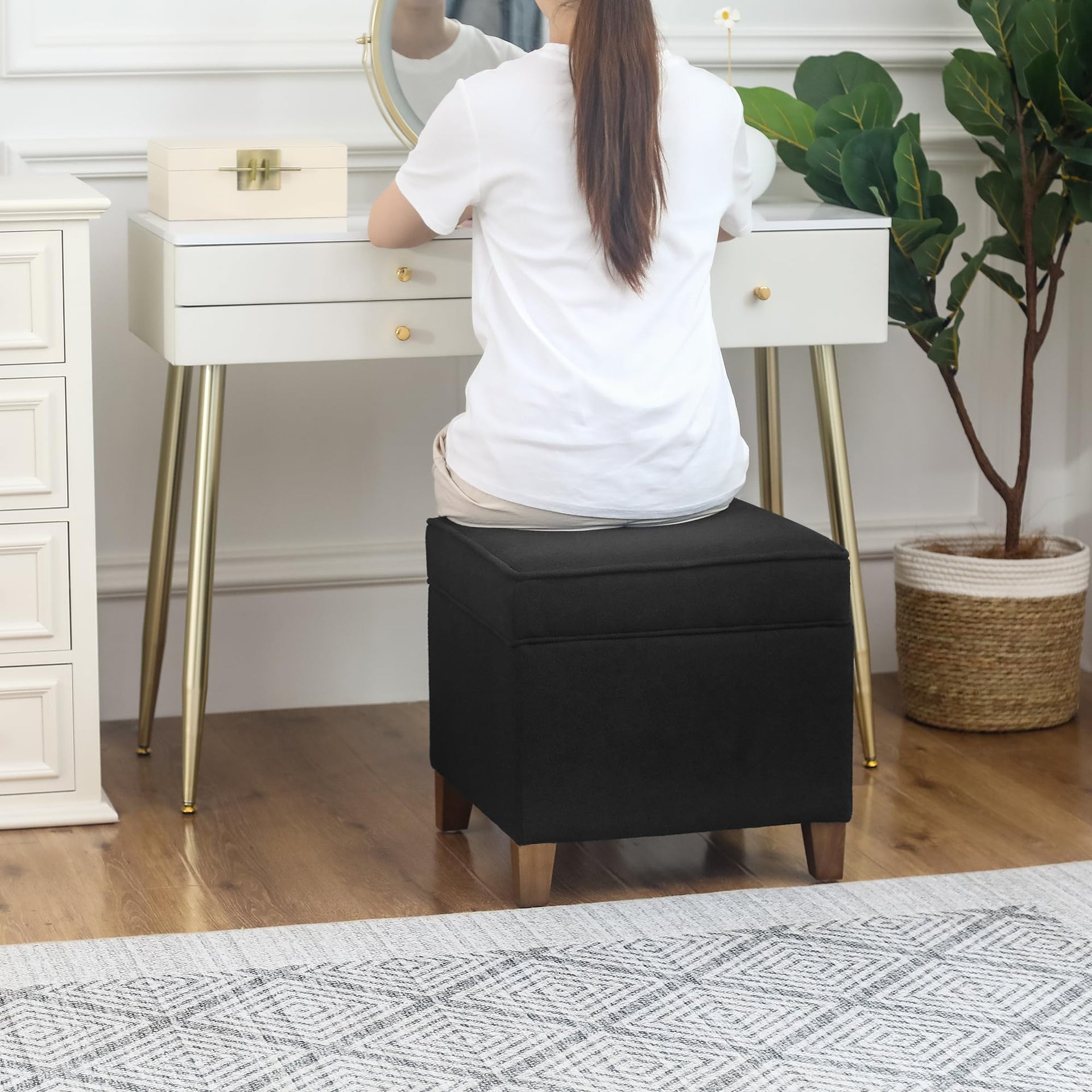 17.5" Square Fabric Ottoman with Storage