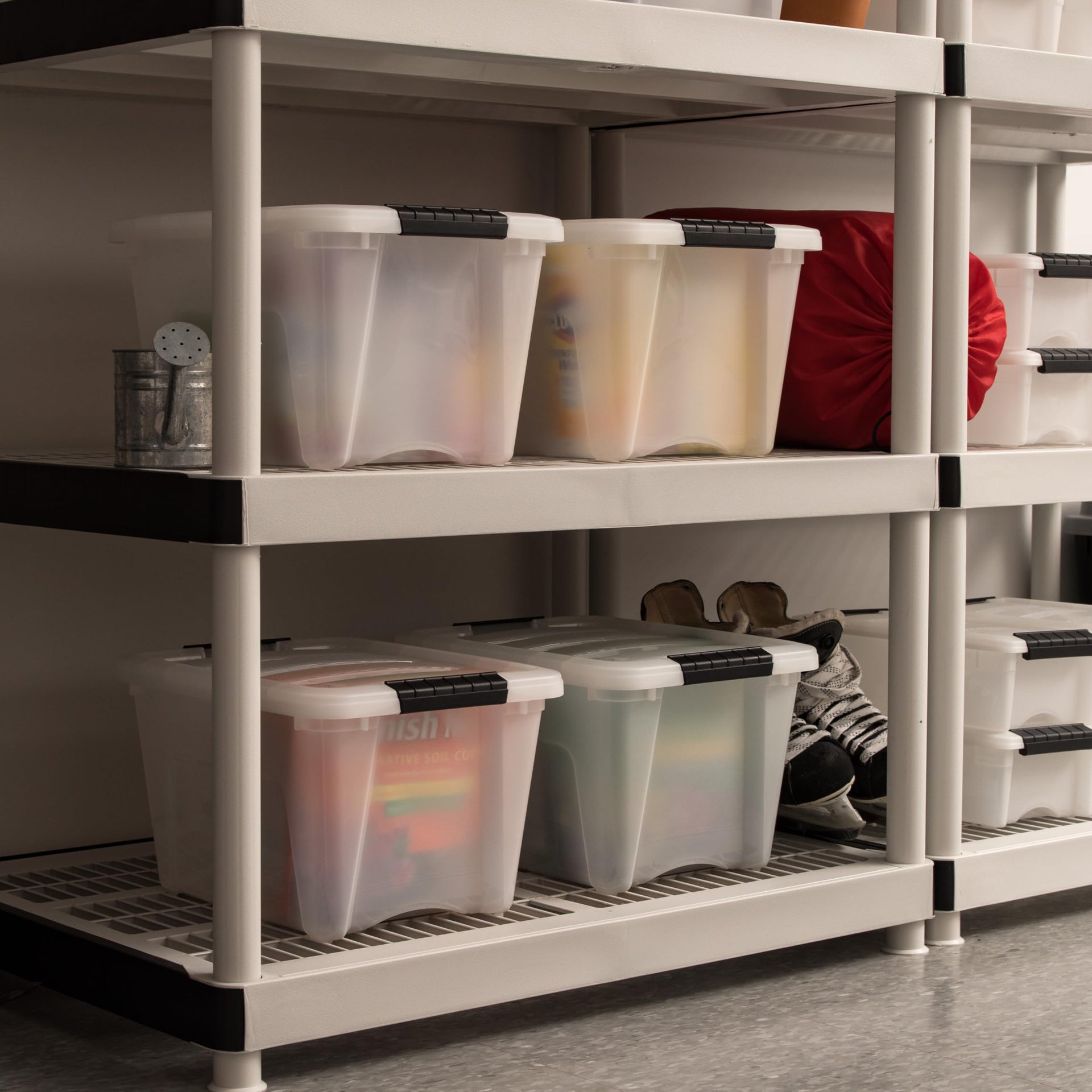 6 Pack 19 Quart Storage Bins with Lids (6 Count)