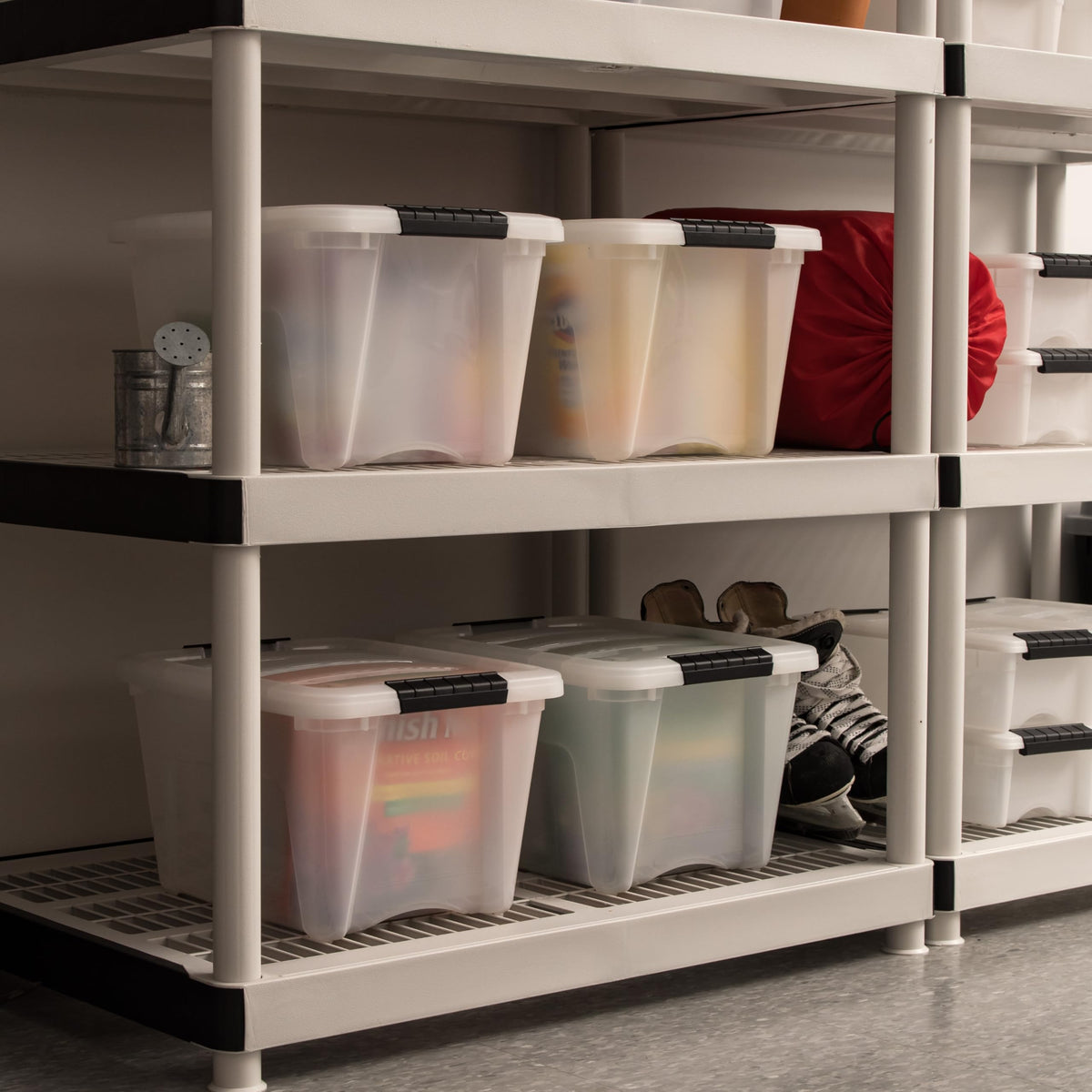 6 Pack 19 Quart Storage Bins with Lids (6 Count)