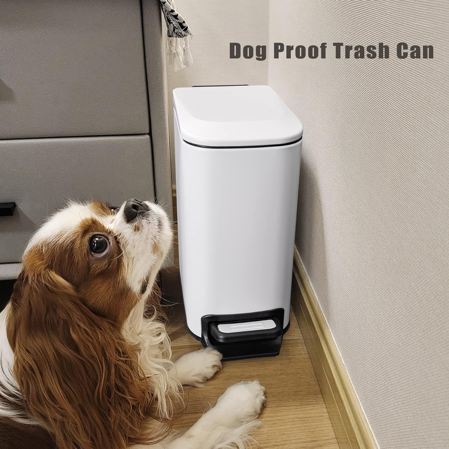 Small Bathroom Trash Can with Lid