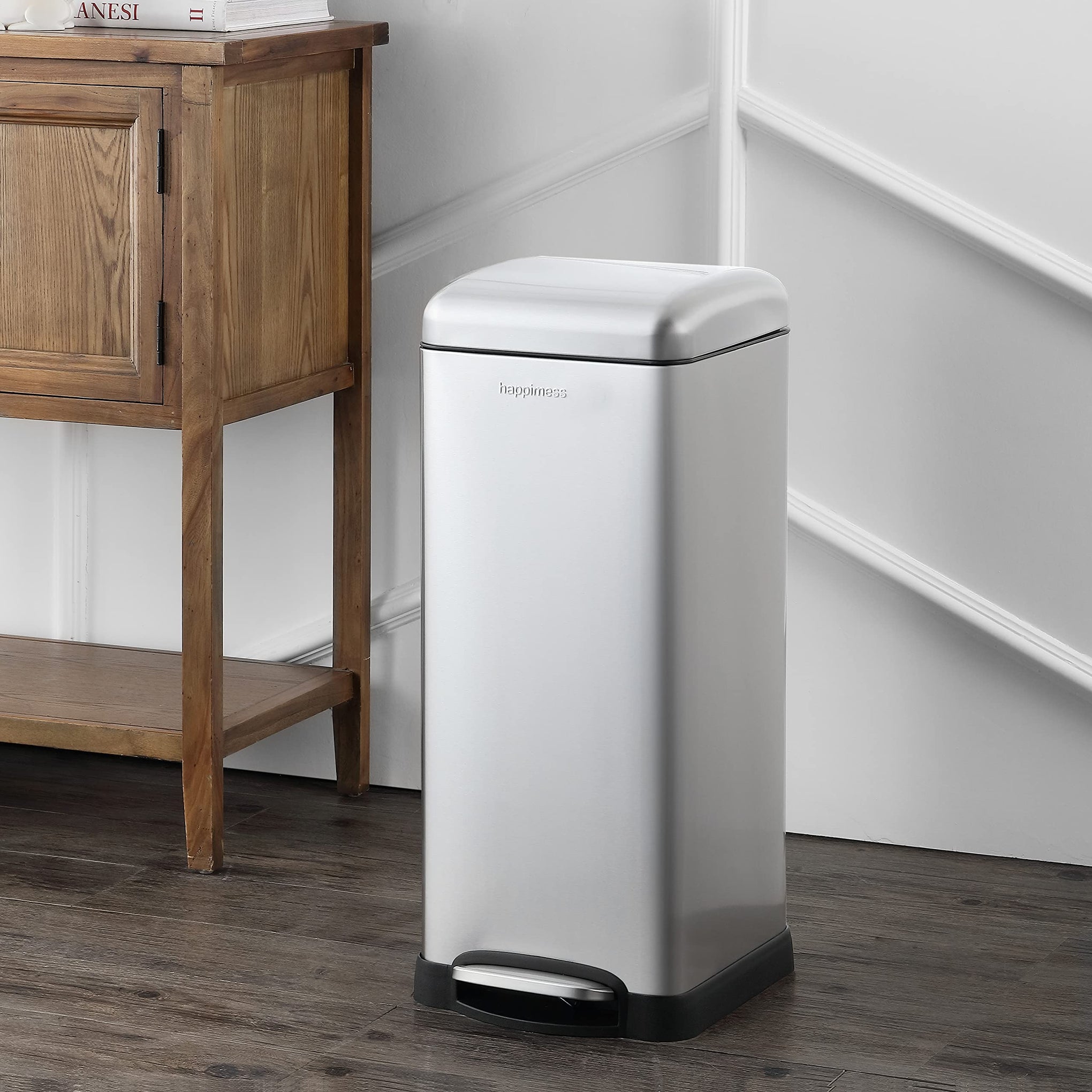 Betty 8 Gal Step Trash Can Soft