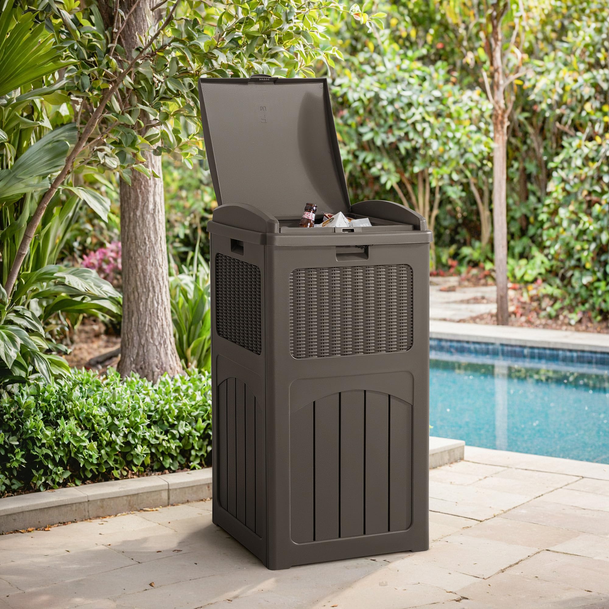 30 Gallon Trash Can