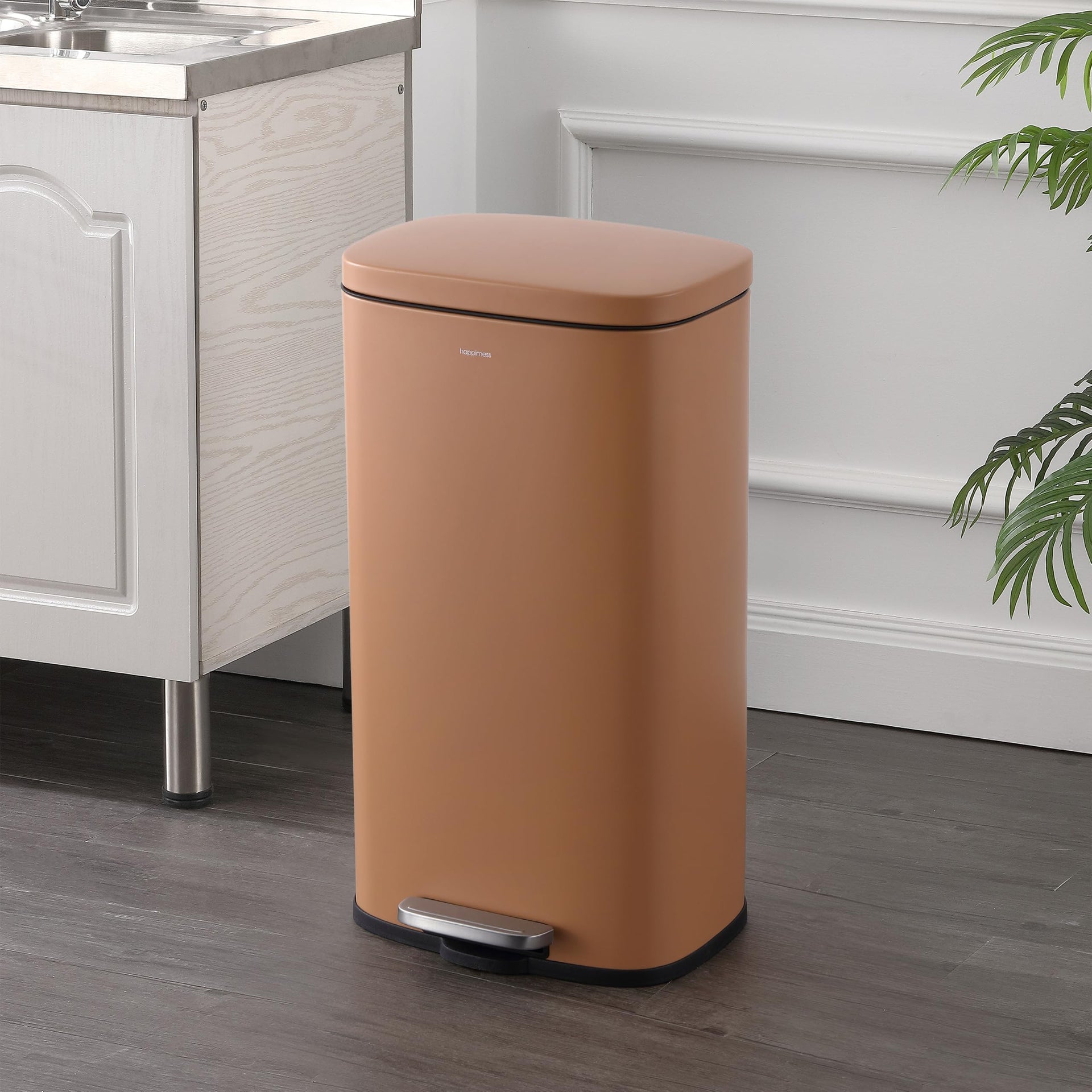 Curtis 8 Gal Step Trash Can Soft Close 25"
