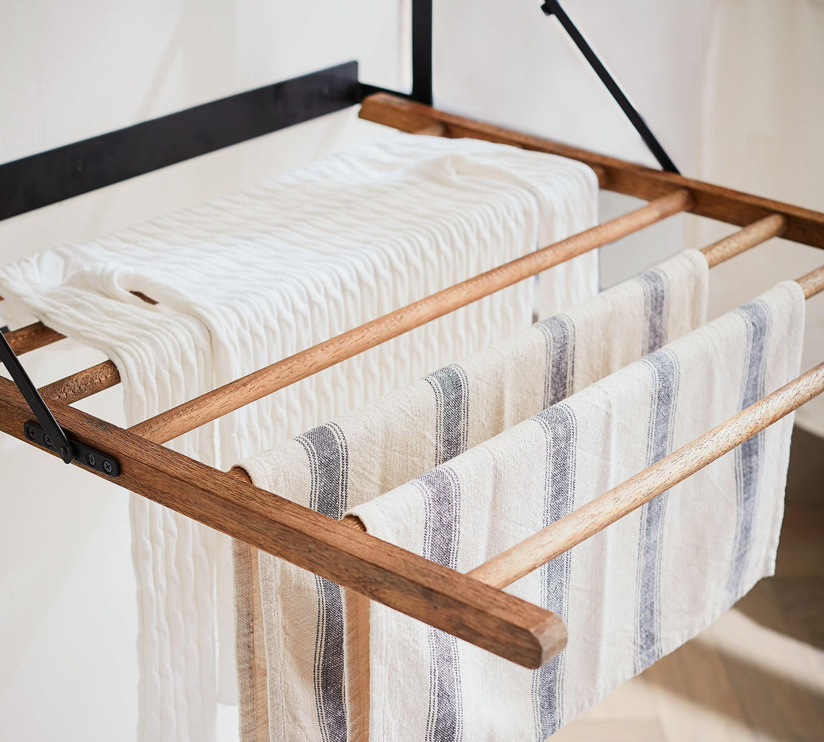 Wall Mounted Clothes Drying Rack Laundry Drying Rack Collapsible