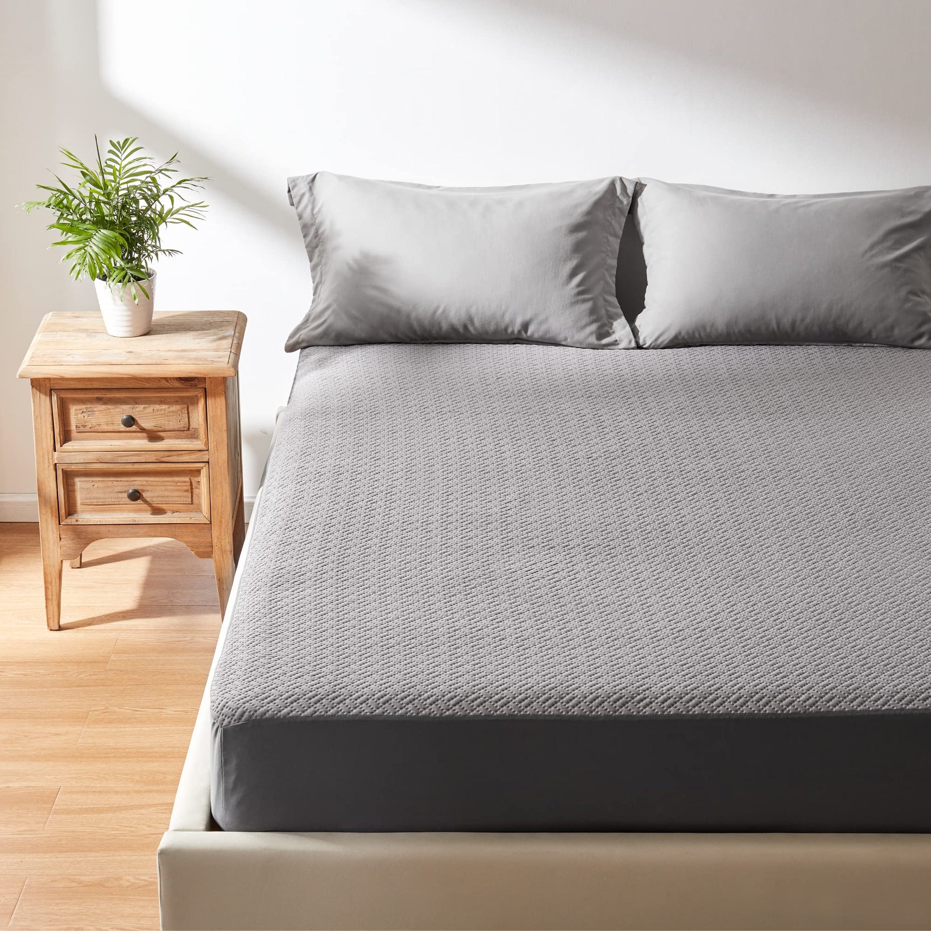 100% Waterproof Full Size Mattress Protector