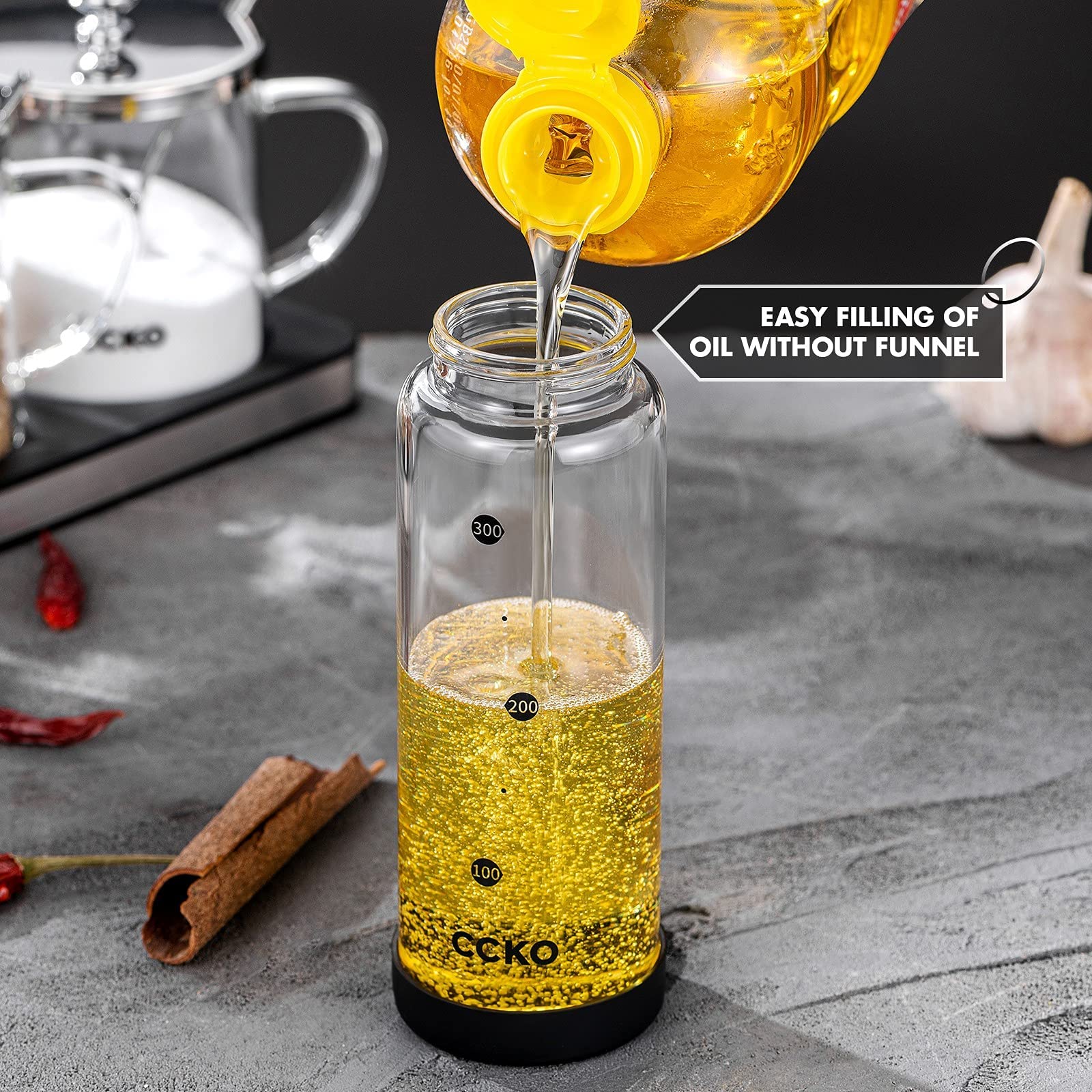 Glass Olive Oil Dispenser Bottle with Stainless Steel Spouts Shatterproof Glass Olive Oil Bottle 350ml Cooking Oil and Vinegar Cruet Bottle Container Carafe for Kitchen