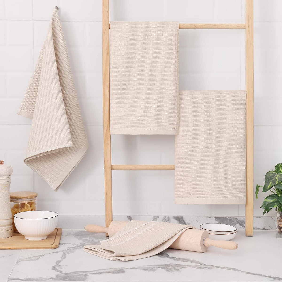 100% Cotton Waffle Weave Kitchen Towels (8 Count)