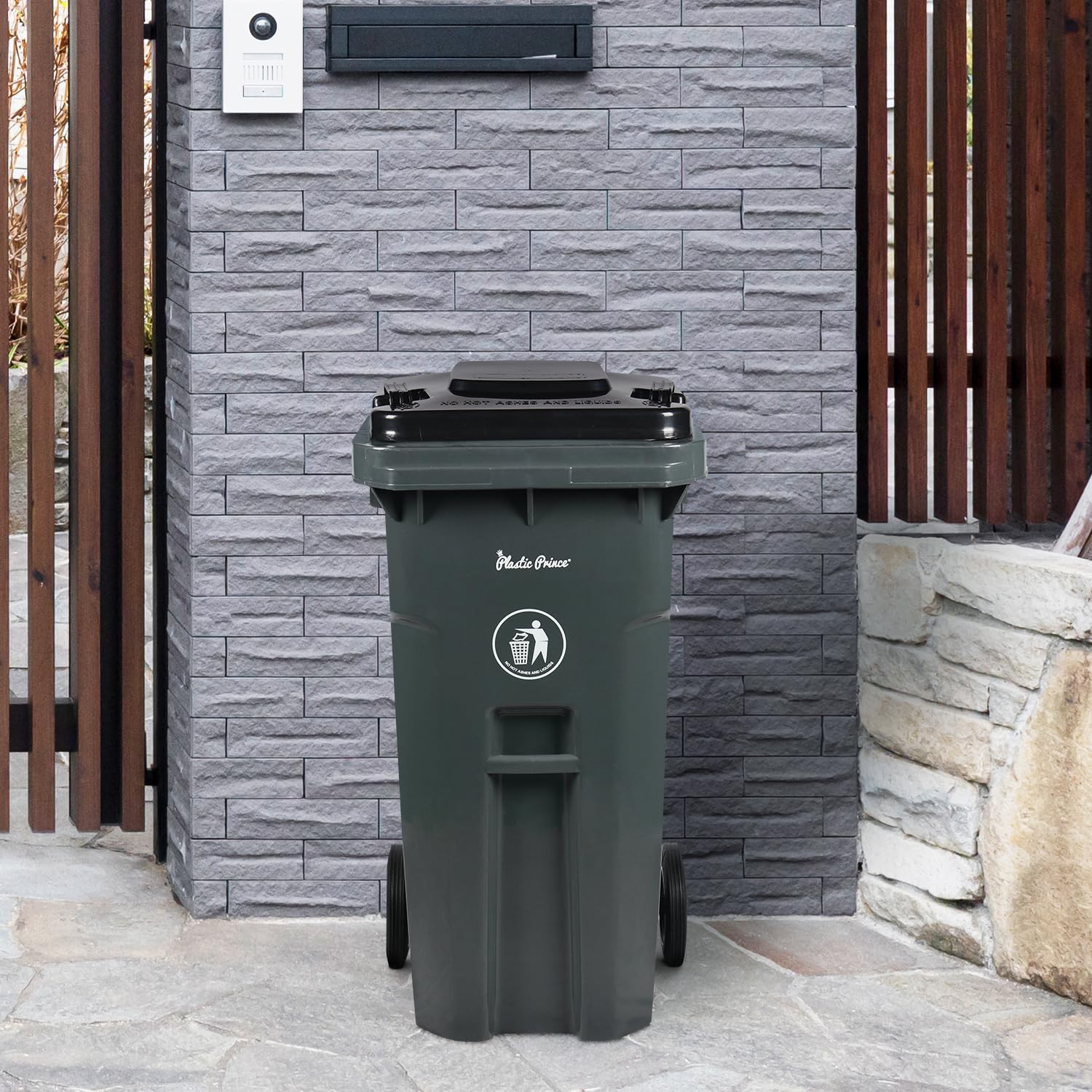 32 Gallon Trash Can with Wheels Outdoor Recycling Bin with Lid and Wheels Heavy Duty Rolling Garbage Can Commercial Wheeled Garbage Can for Home Garage Office (2 Count)