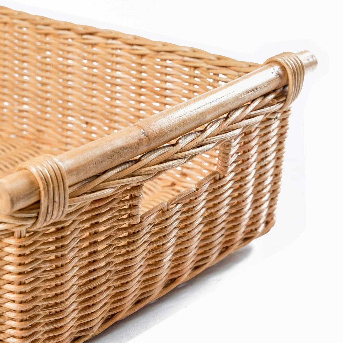 Low Pole Handle Wicker Storage Basket