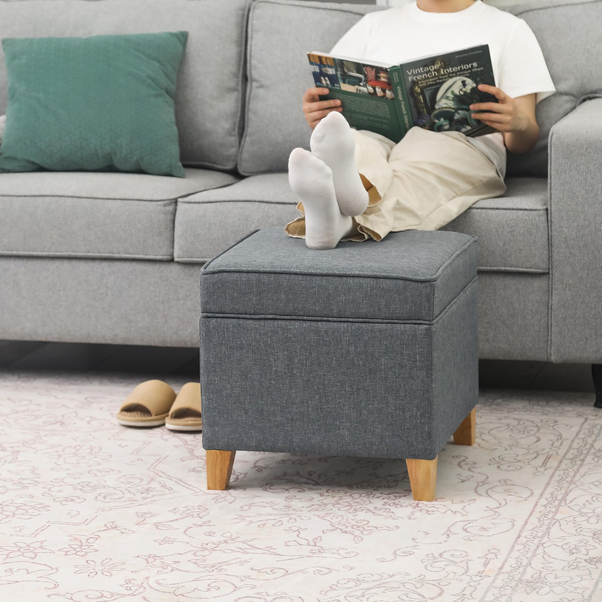 17.5" Square Fabric Ottoman with Storage