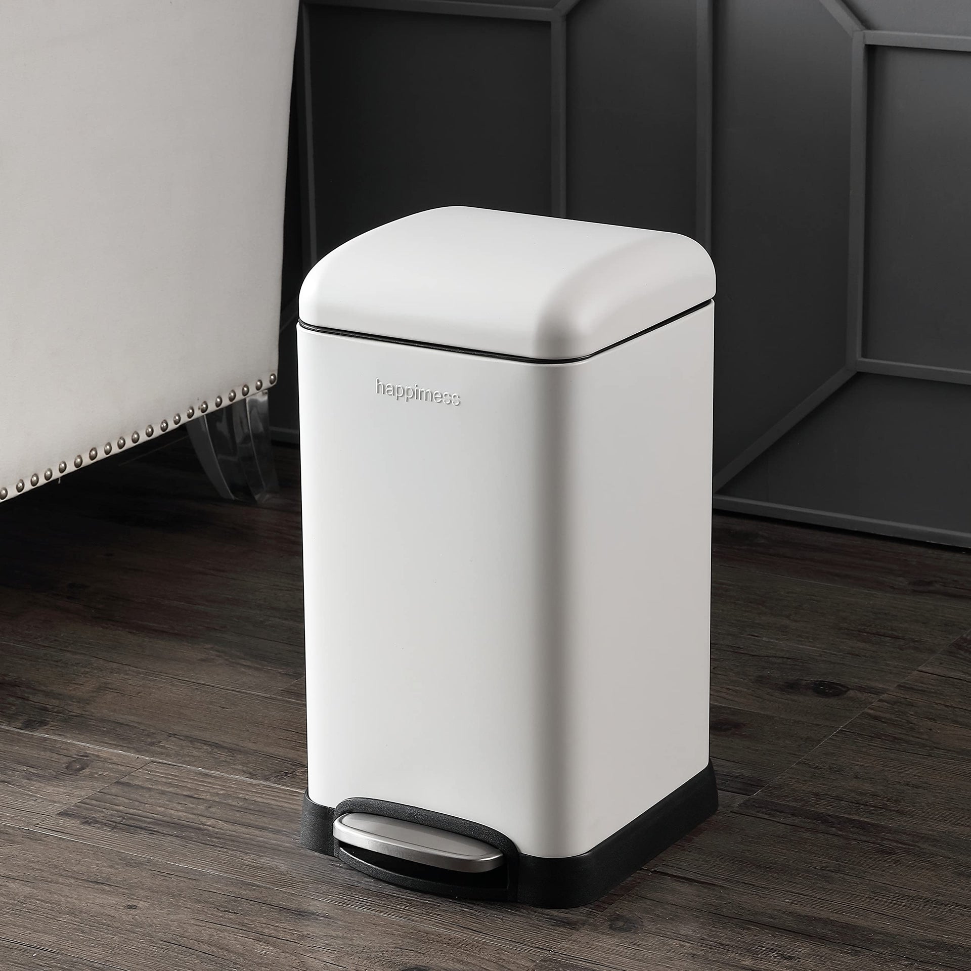 Betty Retro Mini 3.2 Gal Step Trash Can