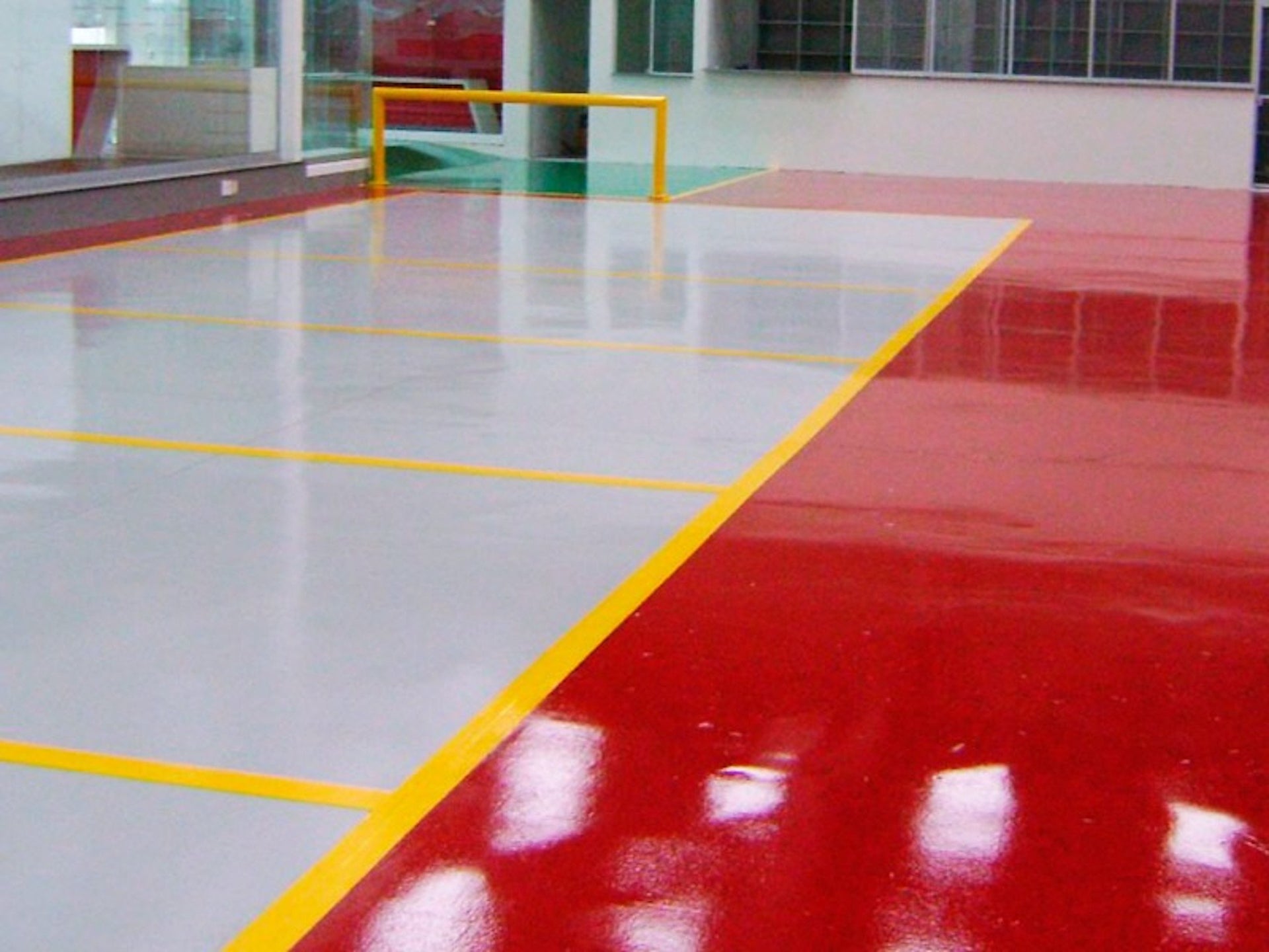 10009 Mexican Red Epoxy Resin Coating Made with Beautiful and Vibrant Pigments (96 Fl Oz)