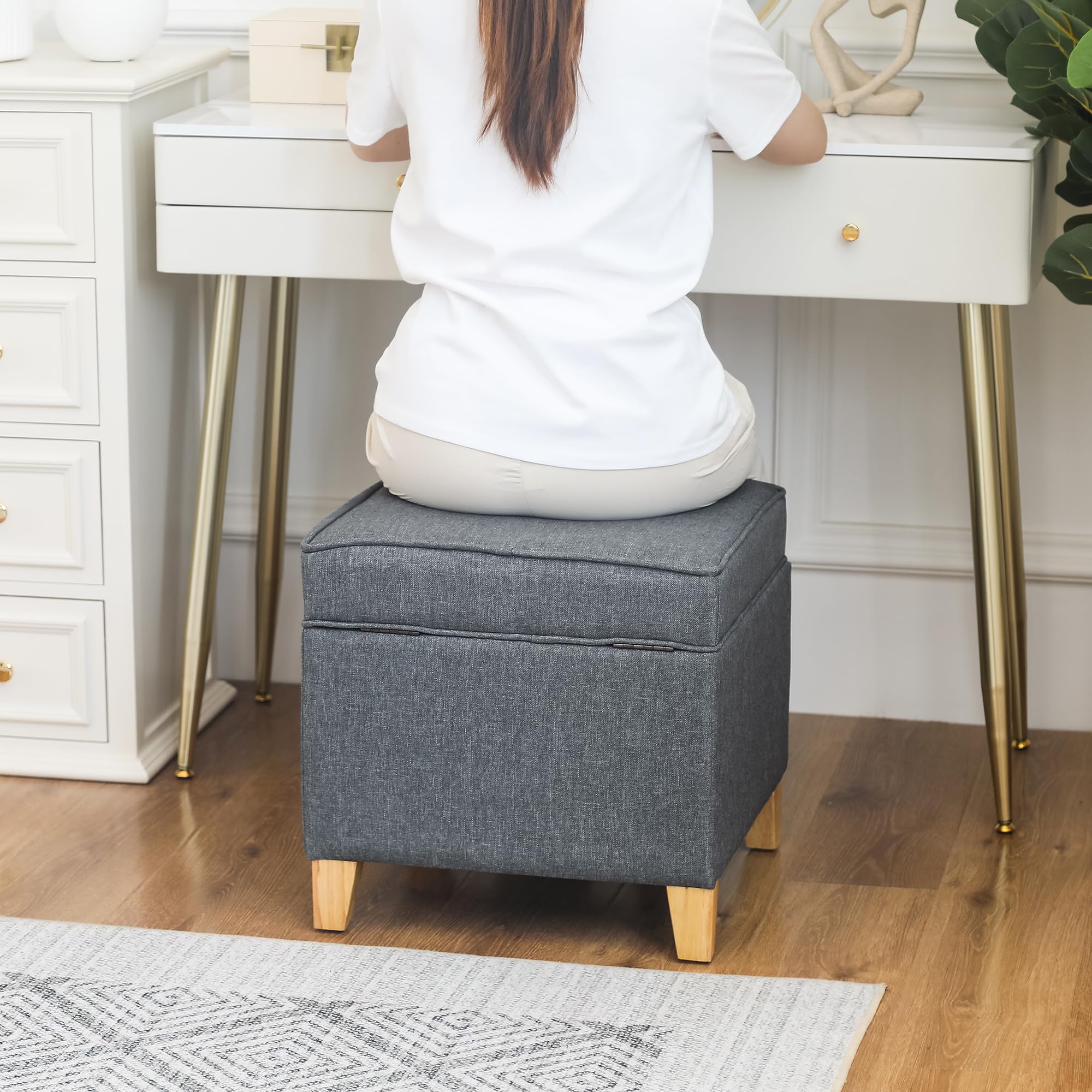 17.5" Square Fabric Ottoman with Storage