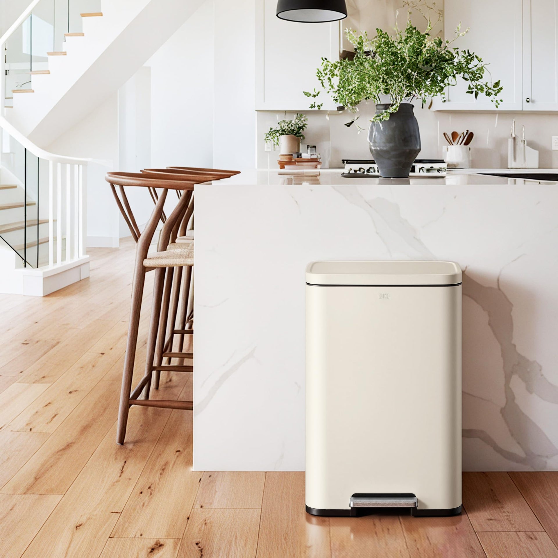 Madison Vanilla Stainless Steel 13.2 Gal