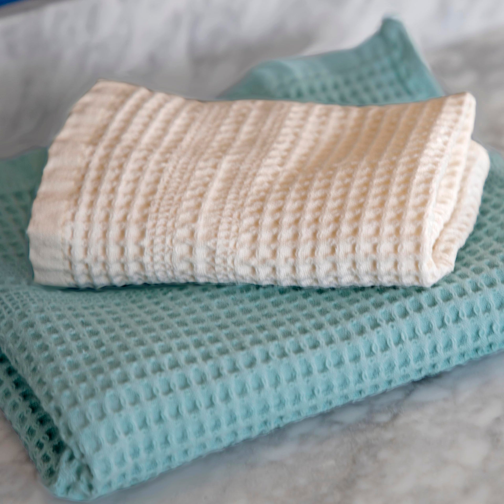 Waffle Towels Wash Cloths for Showering (4 Count)