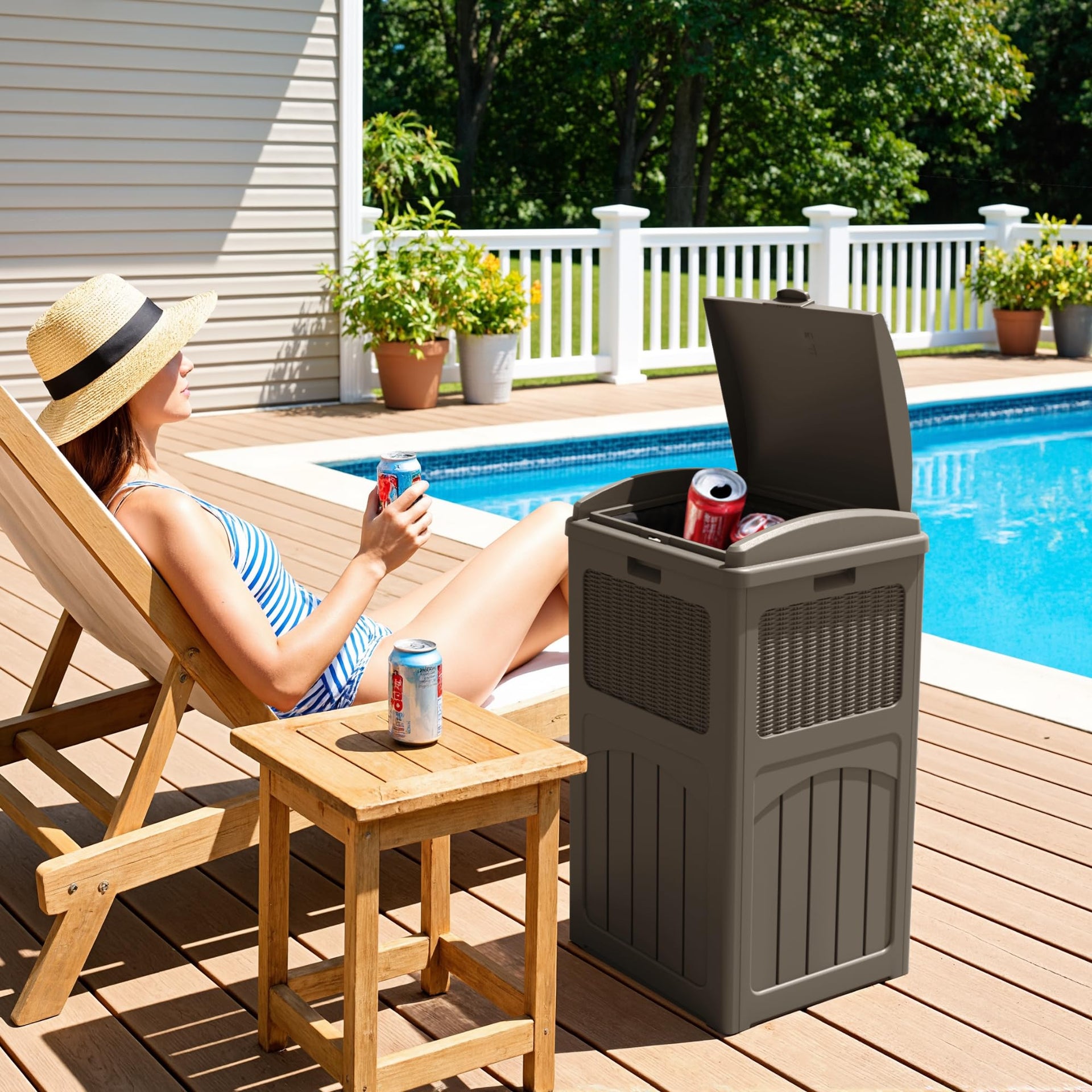 33 Gallon Outdoor Trash Can with Lid