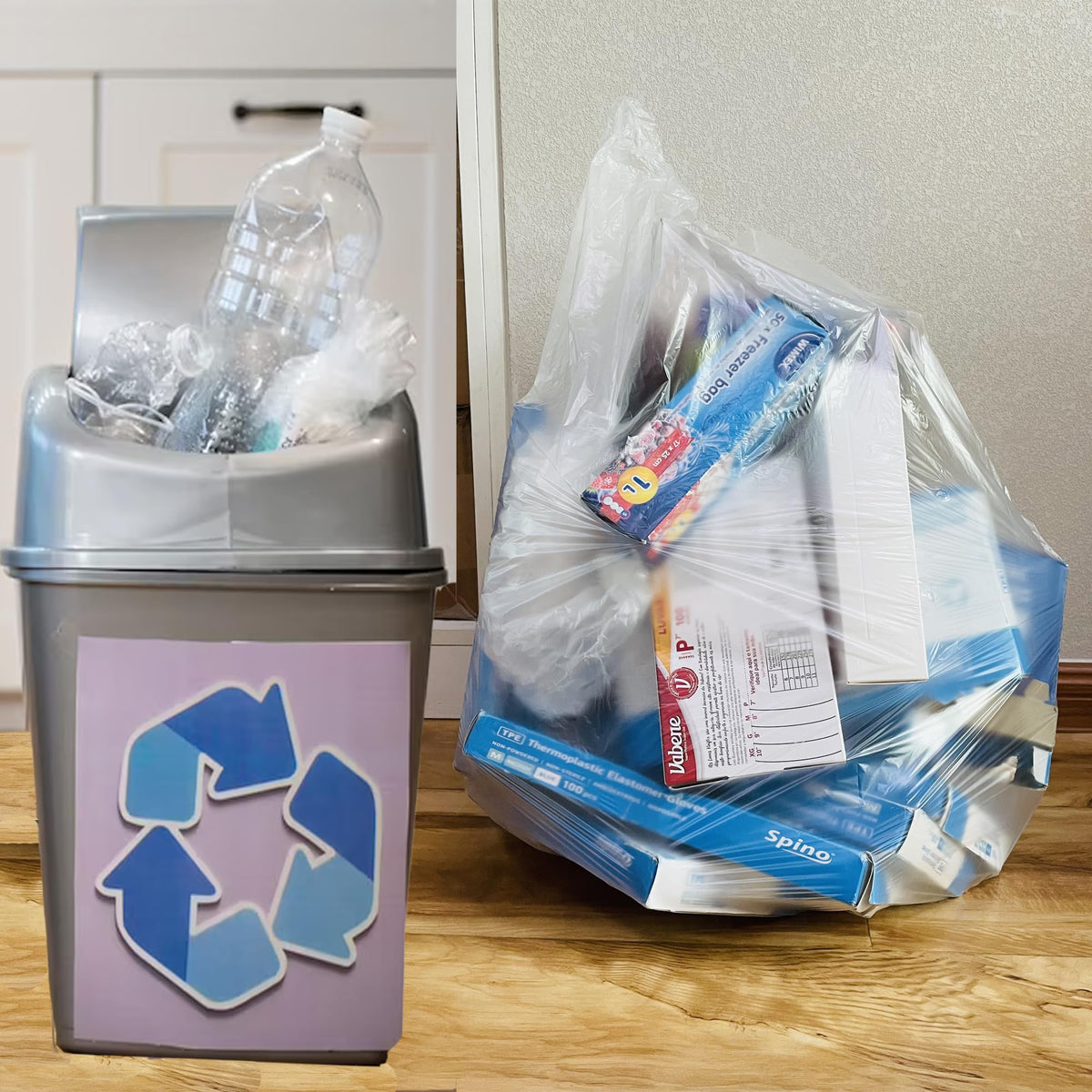4 6 Gallon Trash Bags (300 Count)