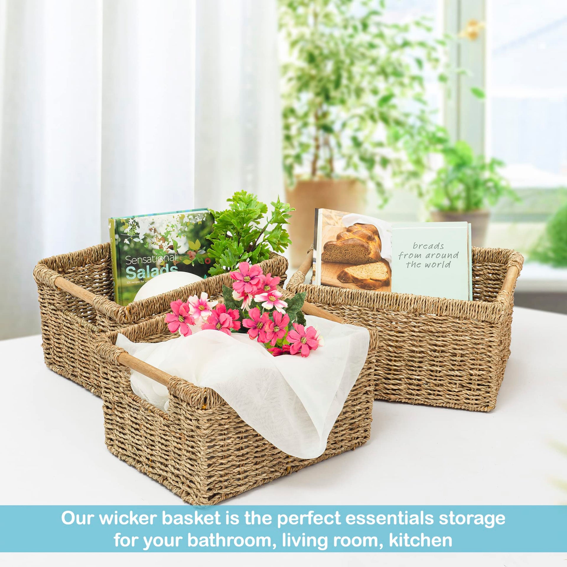 Natural Seagrass Basket with Wooden Handle (3 Count)