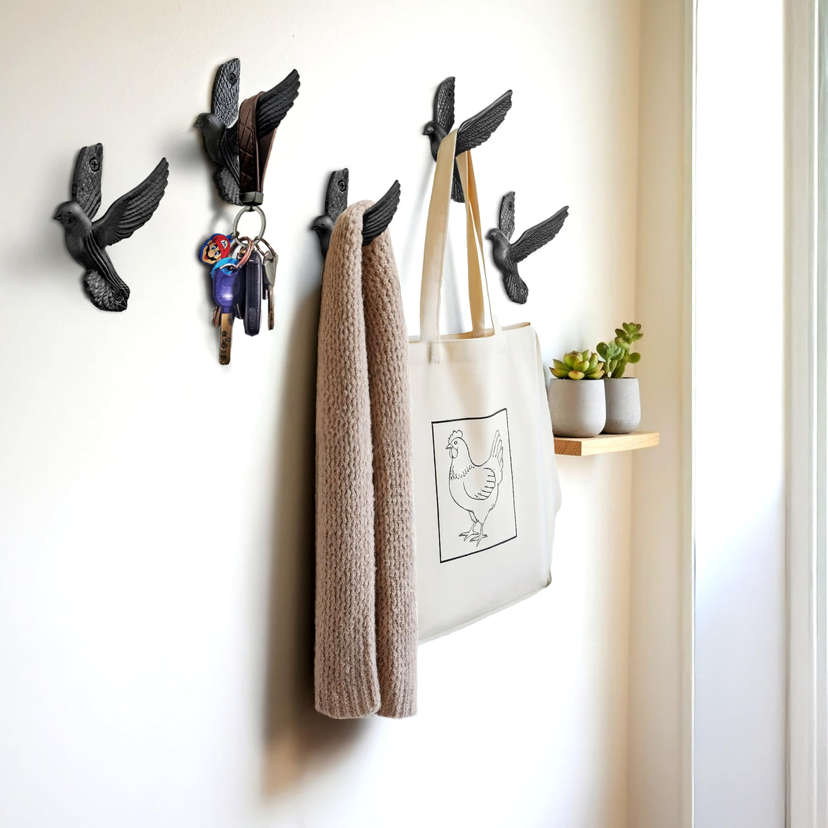 Flying Style Iron Cast Decorative Pigeon Bird Wall Mounted Coat Hooks (5 Count)