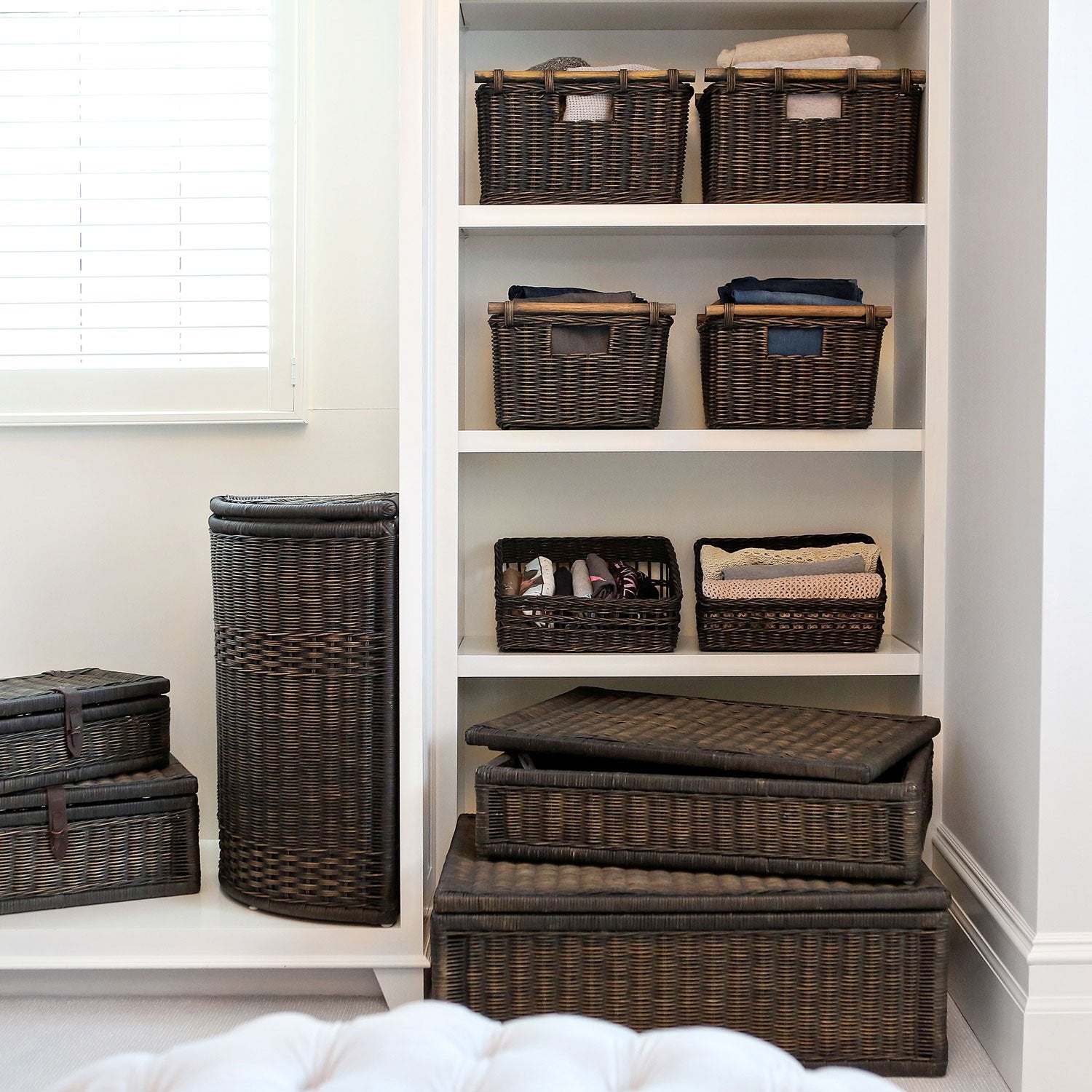 Pole Handle Wicker Storage Basket