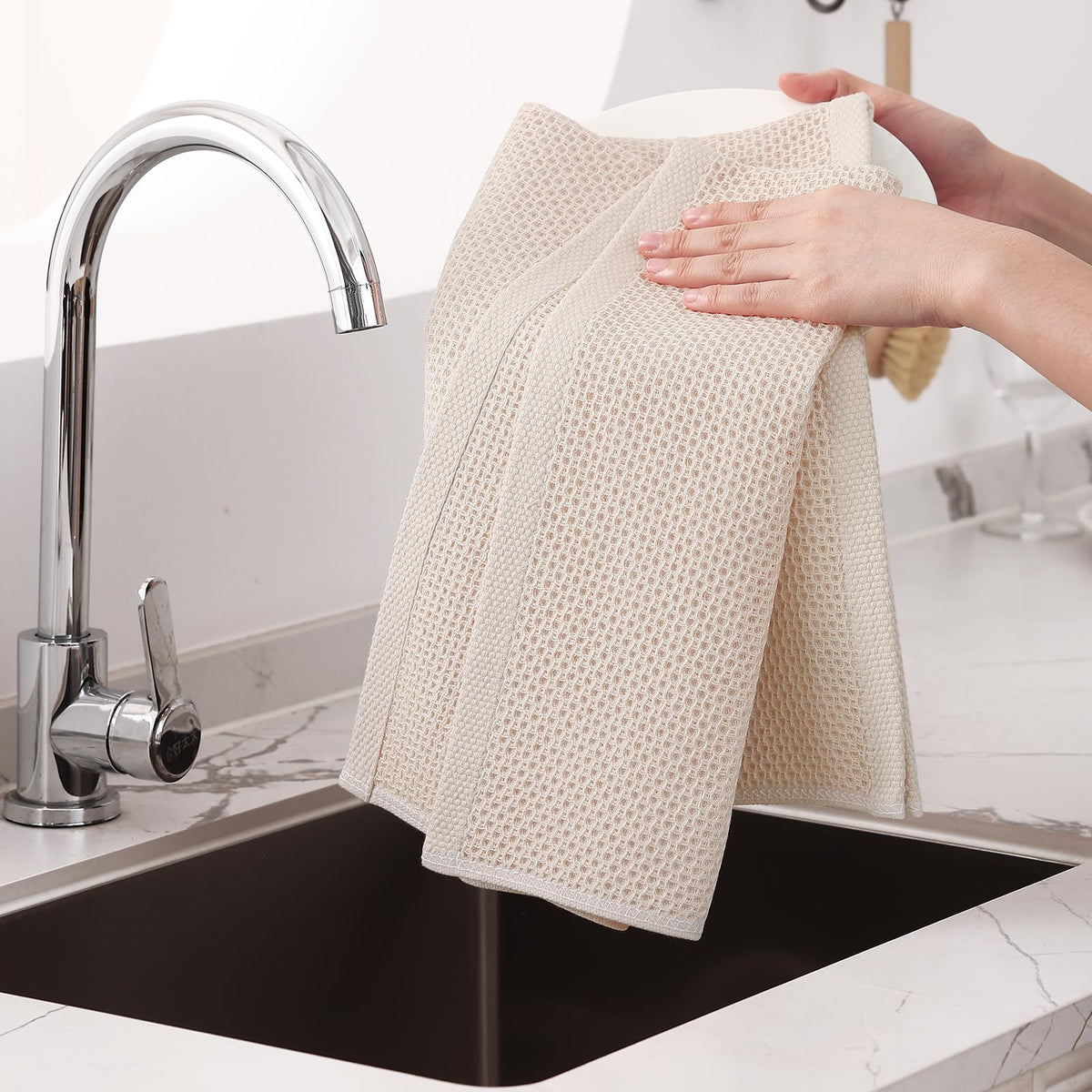 100% Cotton Oversized Waffle Weave Kitchen Towels 4 (4 Count)