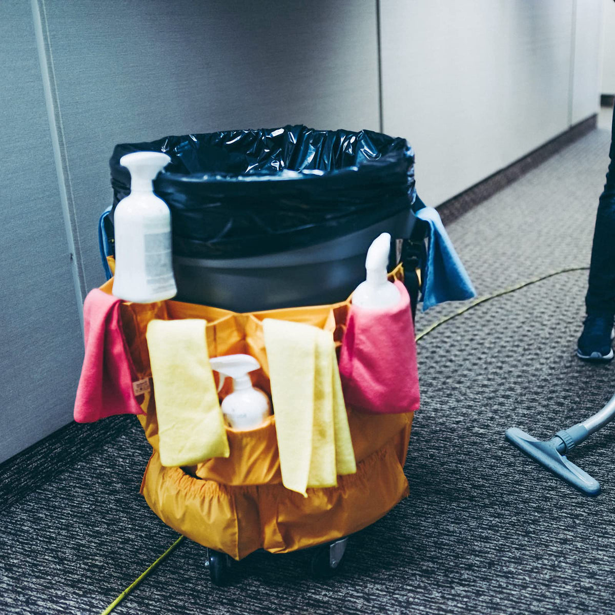 12 Pockets Trash Can Caddy Bag