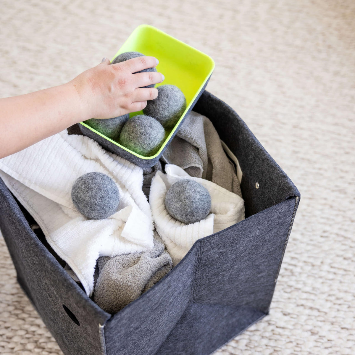 Wool Dryer Balls + Felt Storage Bin (6 Count)