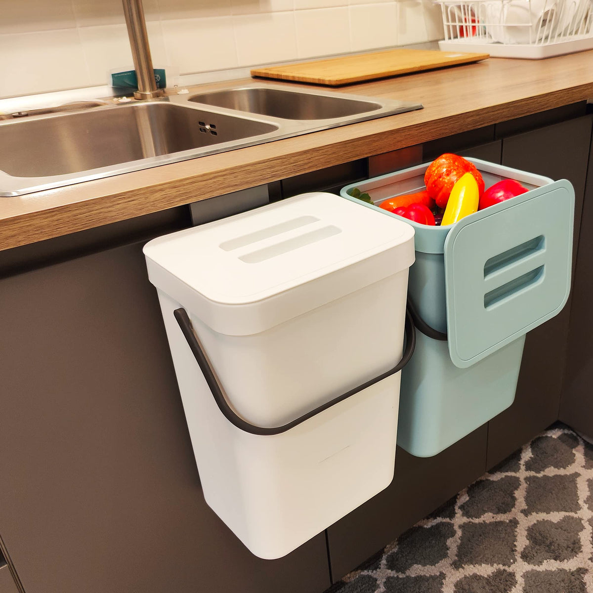 Hanging Trash Can
