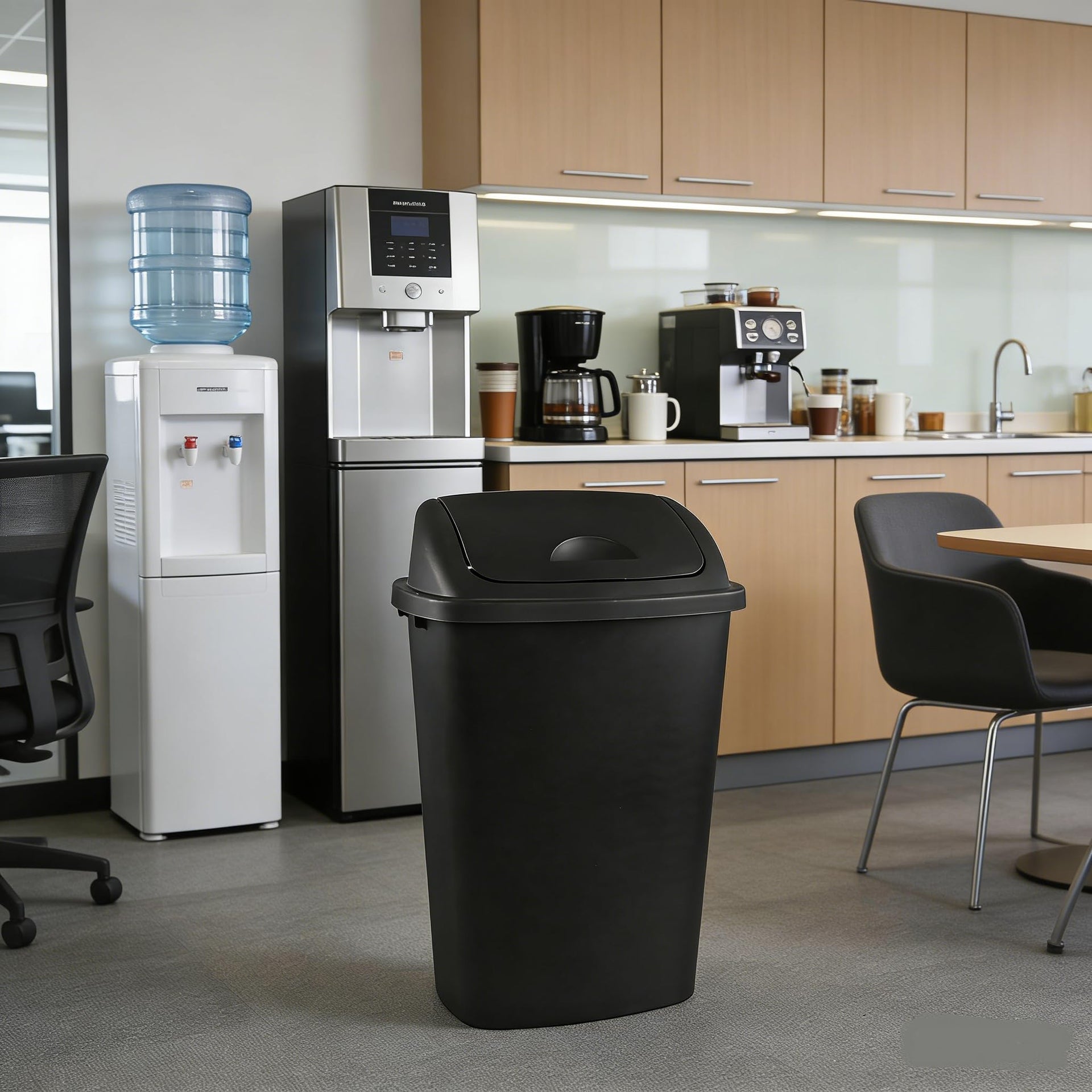 4 Pack 13 Gallon Trash Can with Swing Lid (4 Count)
