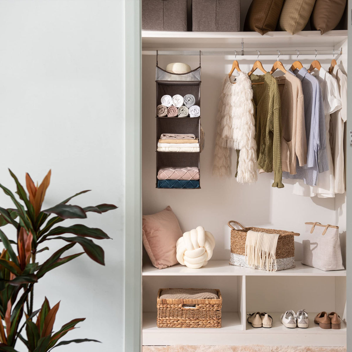 Hanging Closet Organizer