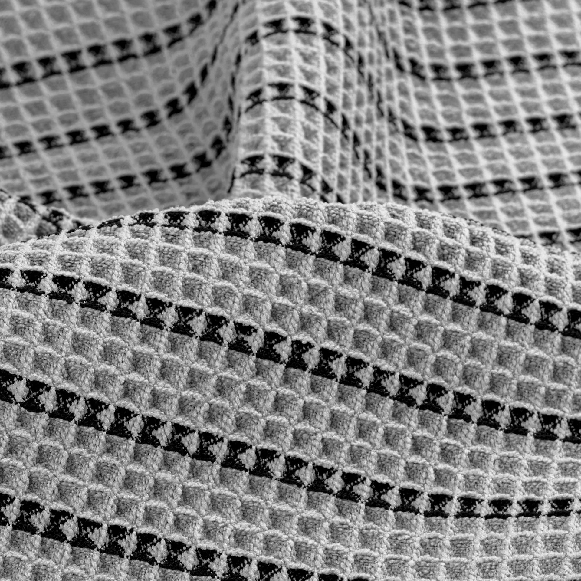 430 GSM Poly Blend Microfiber Quick Dry Waffle Bath Towel (4 Count)