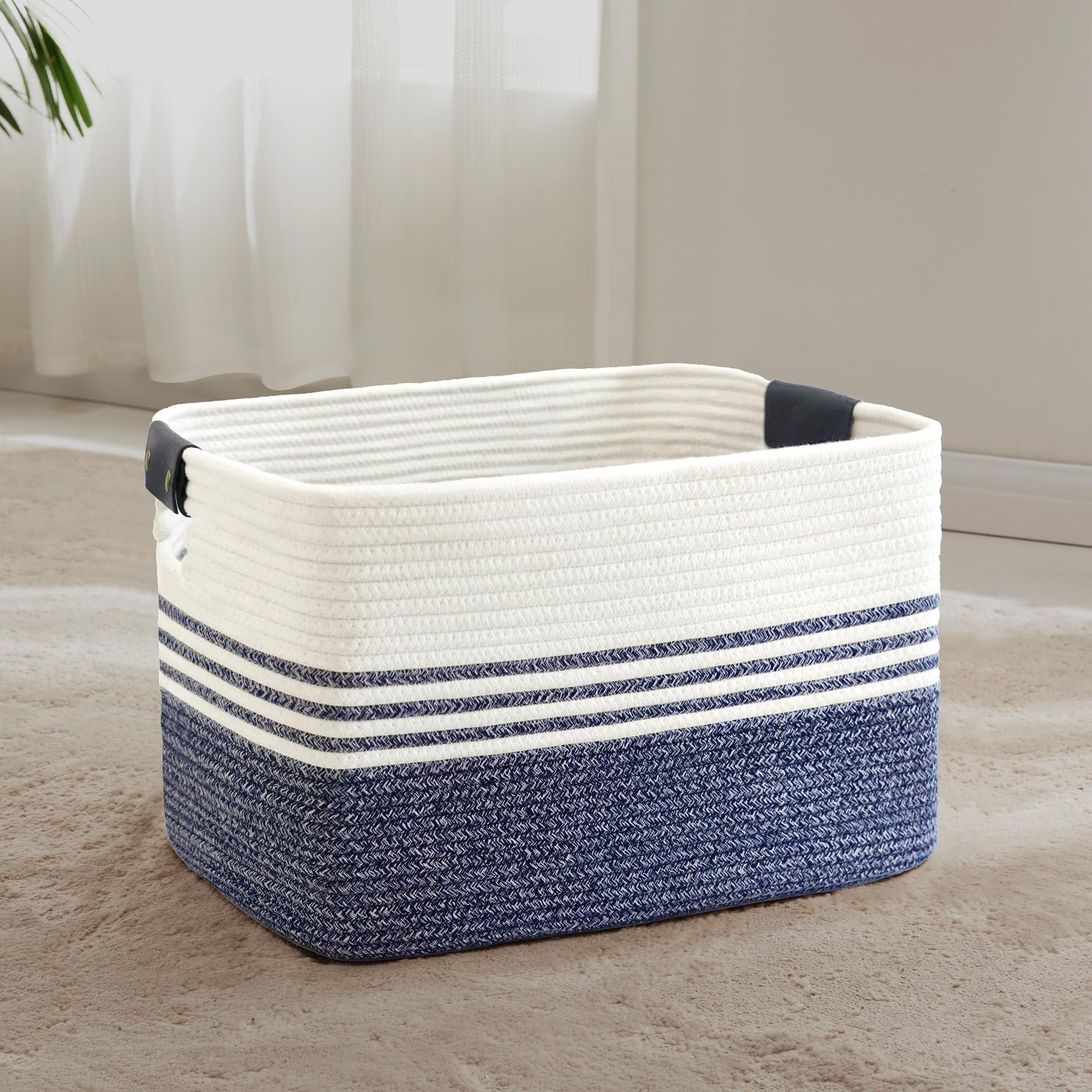60L Woven Laundry Basket Hamper with Leather Handles