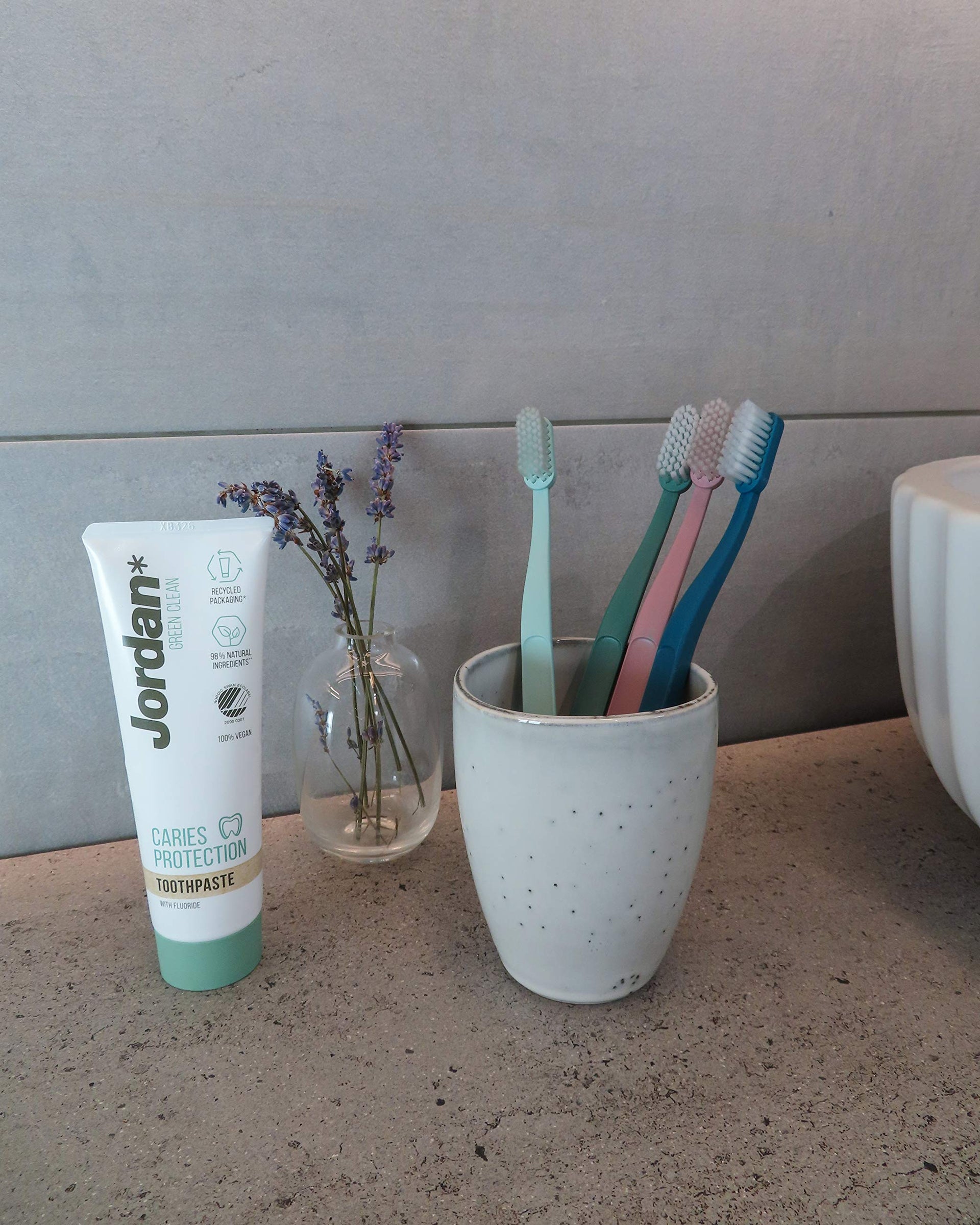 Green Clean Manual Toothbrush (4 Count)