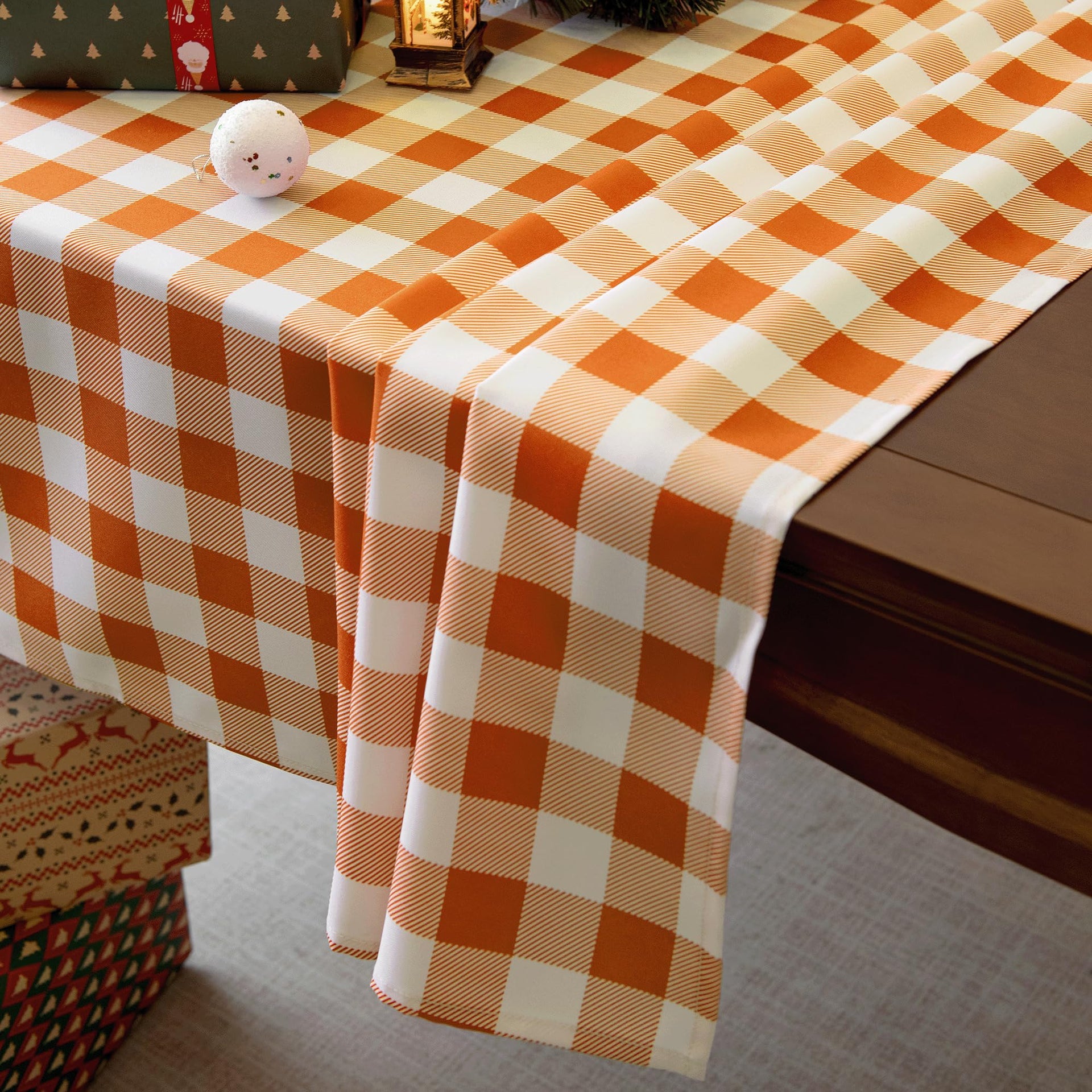 Classic Gingham Plaid Tablecloth Fabric