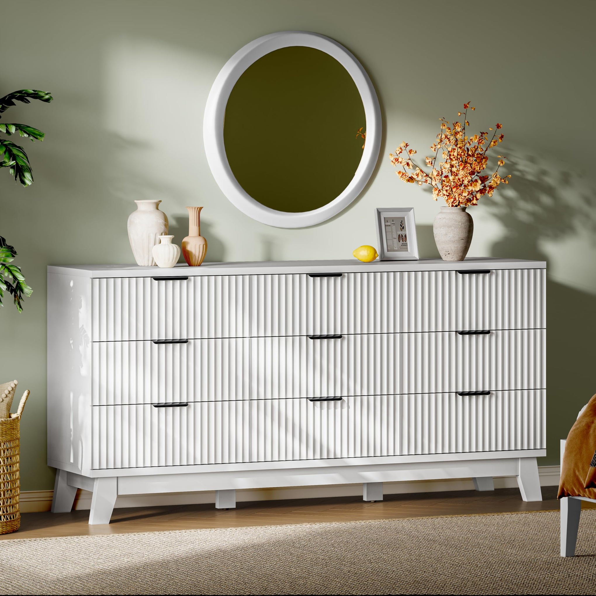 Fluted Dresser with 9 Drawers
