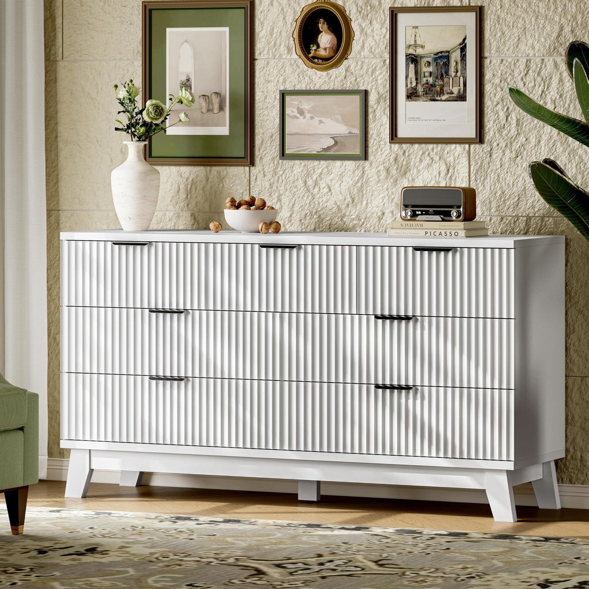 Fluted Dresser with 7 Drawers