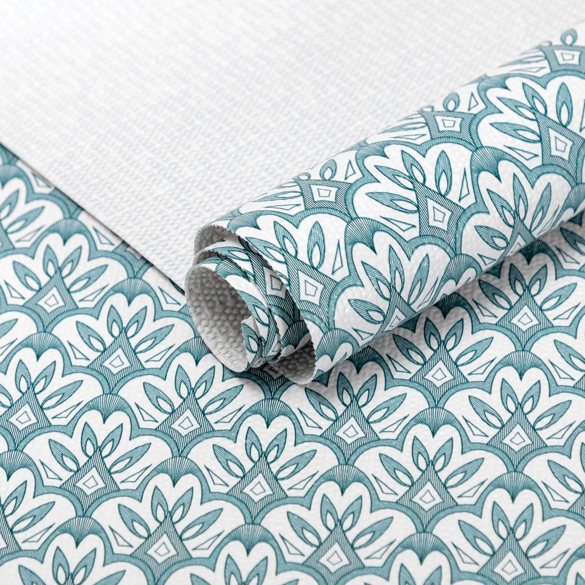 12" W x 120" L Floral Drawer and Shelf Liner for Cabinets (1440 sq in.)