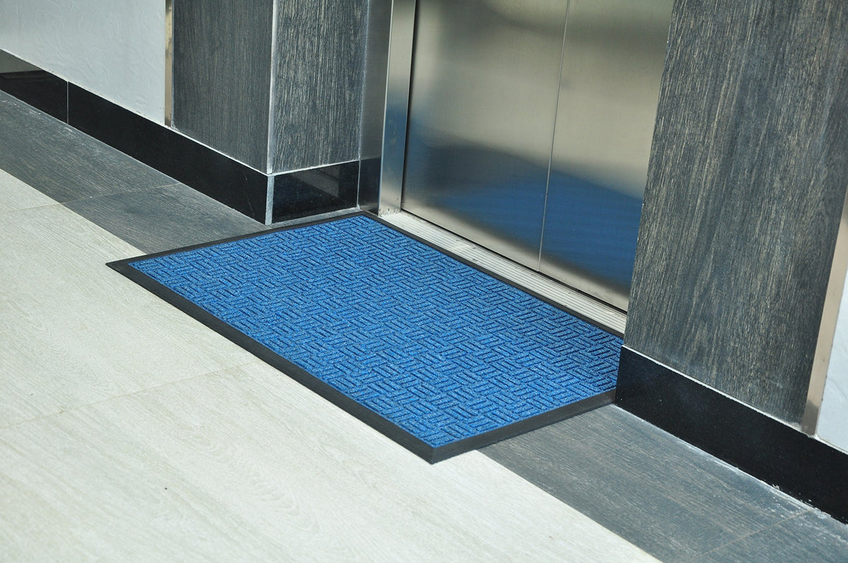 Water Retainer Front Door Mat (3.75 Sq Ft)