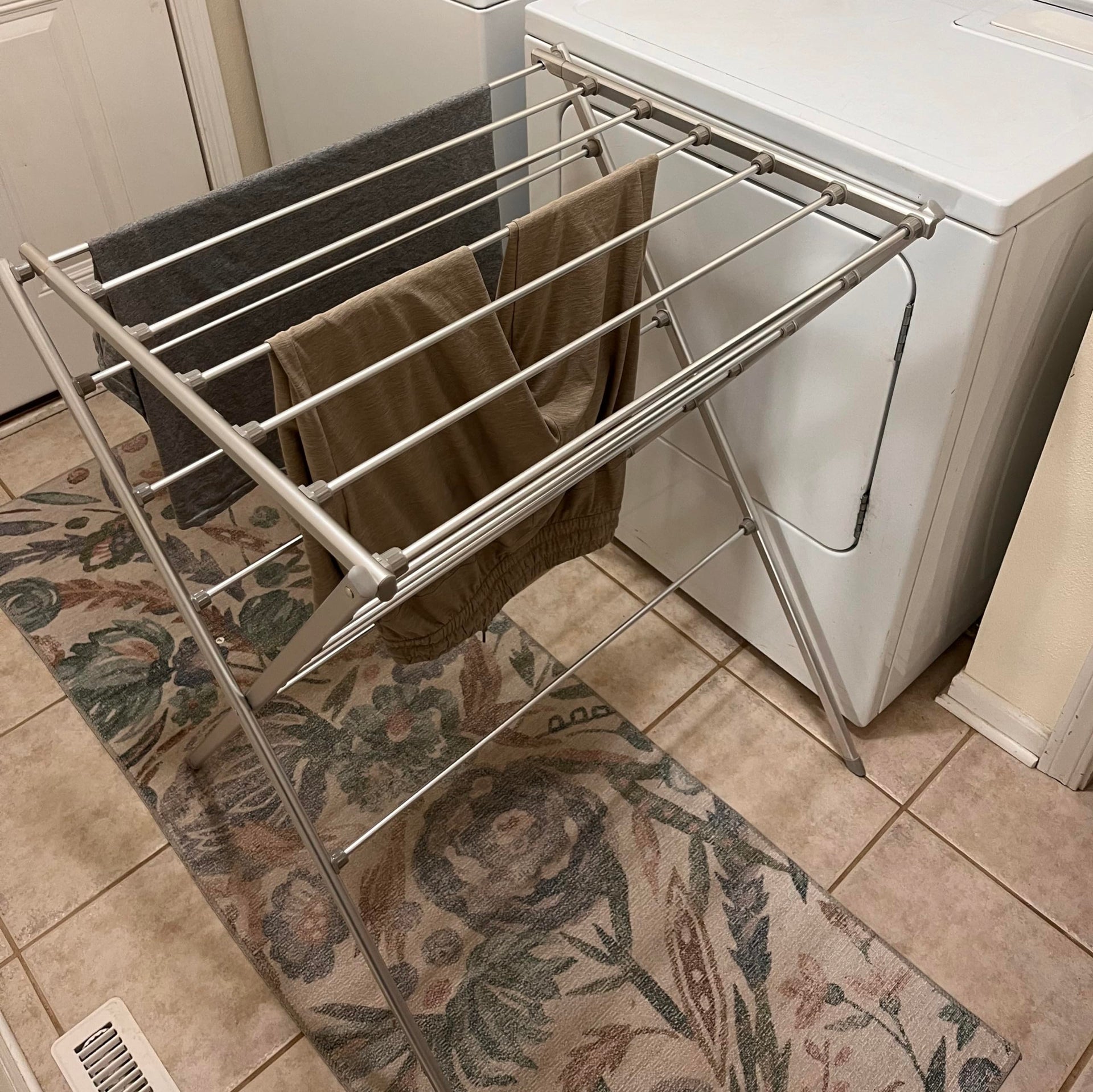 Premium Aluminum Foldable Laundry Rack for Air Drying Clothing