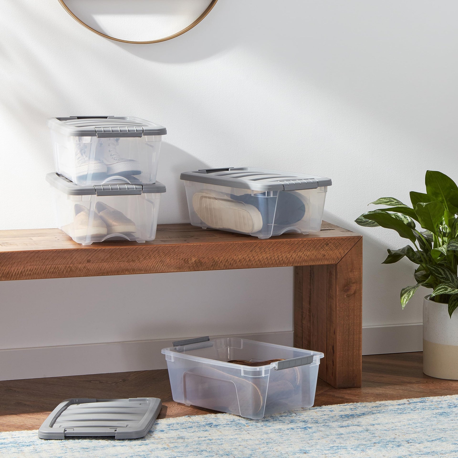 Plastic Storage Containers with Secure Latching Lids (6 Count)