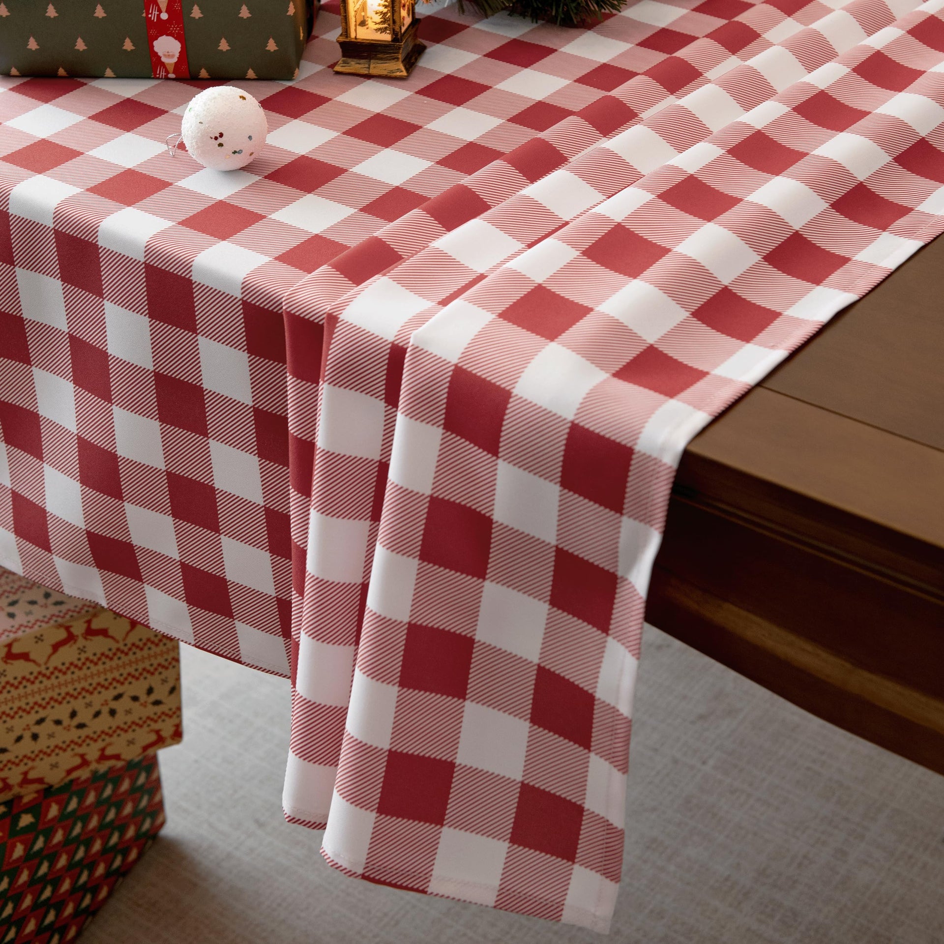 Classic Gingham Plaid Tablecloth Fabric