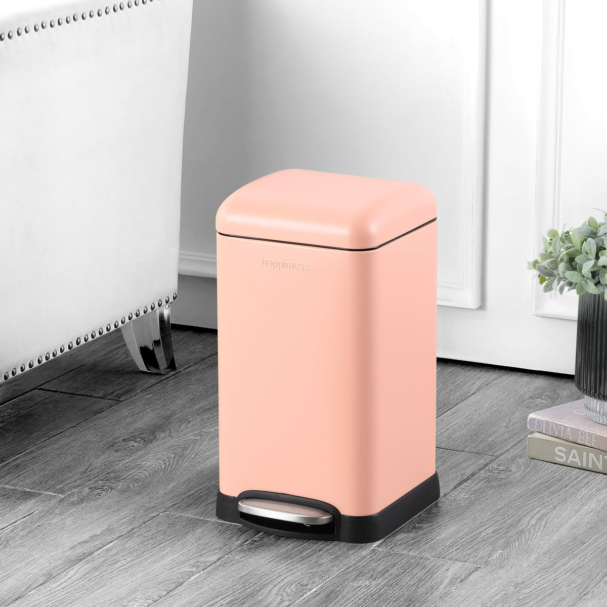 Betty Retro Mini 3.2 Gal Step Trash Can
