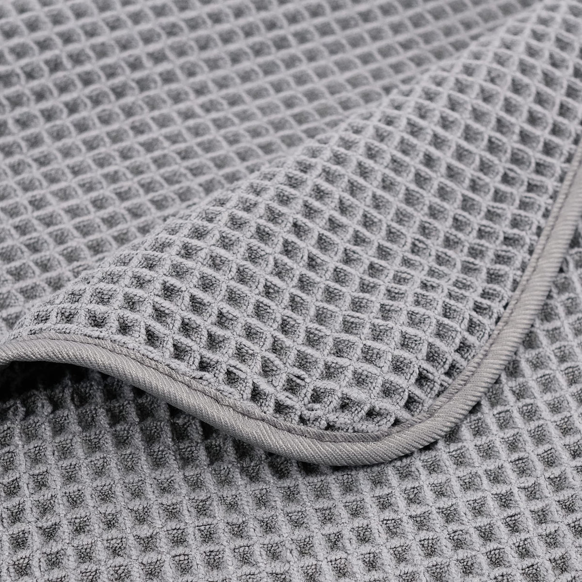 430 GSM Poly Blend Microfiber Quick Dry Waffle Bath Towel (4 Count)